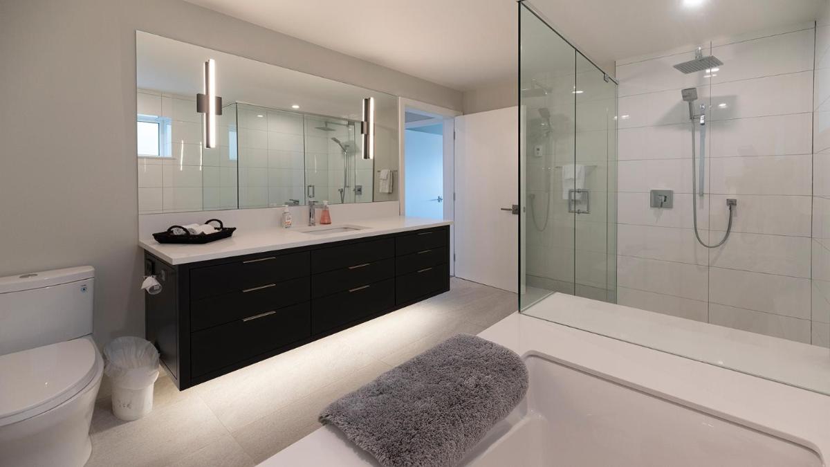 Otter Grotto 1 bed suite - Oceanfront Relaxation