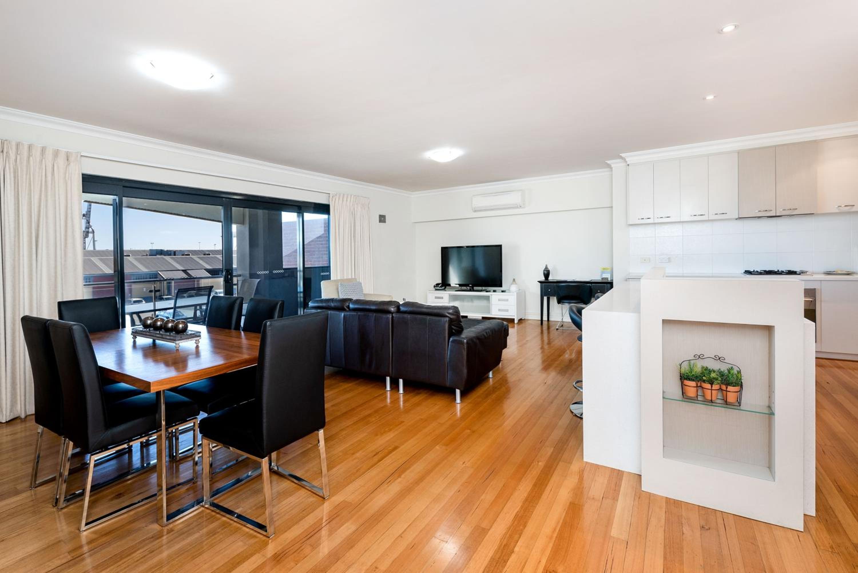 Fremantle Harbourside Apartments