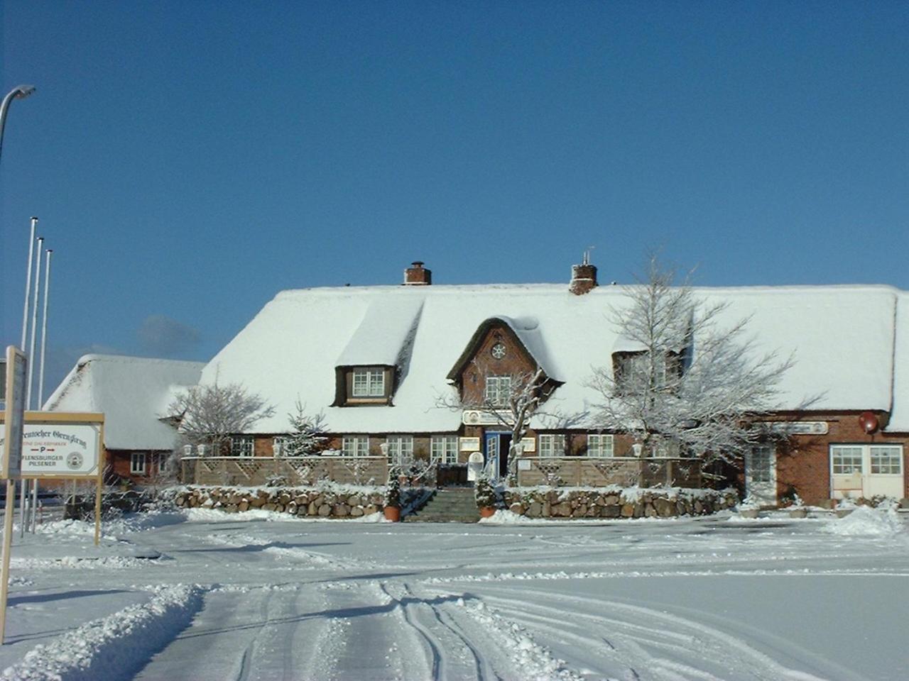 Photo 32