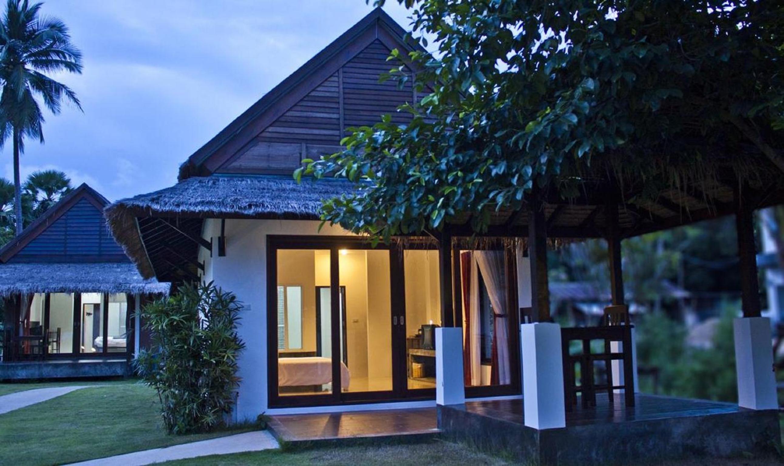 Nana Beach Hotel & Resort