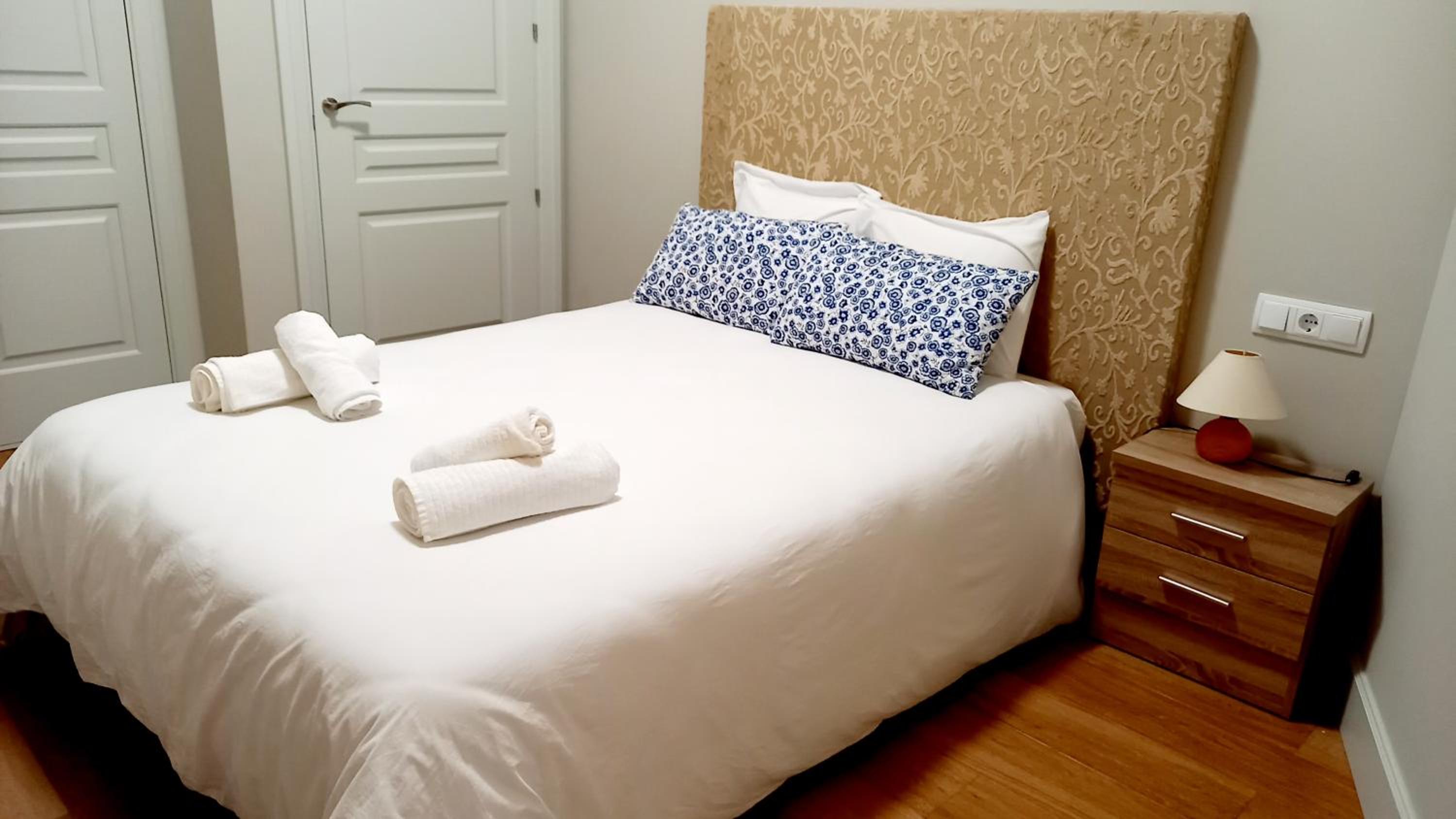 Calle Toro 2, 1º con balcones a la misma Plaza Mayor!!