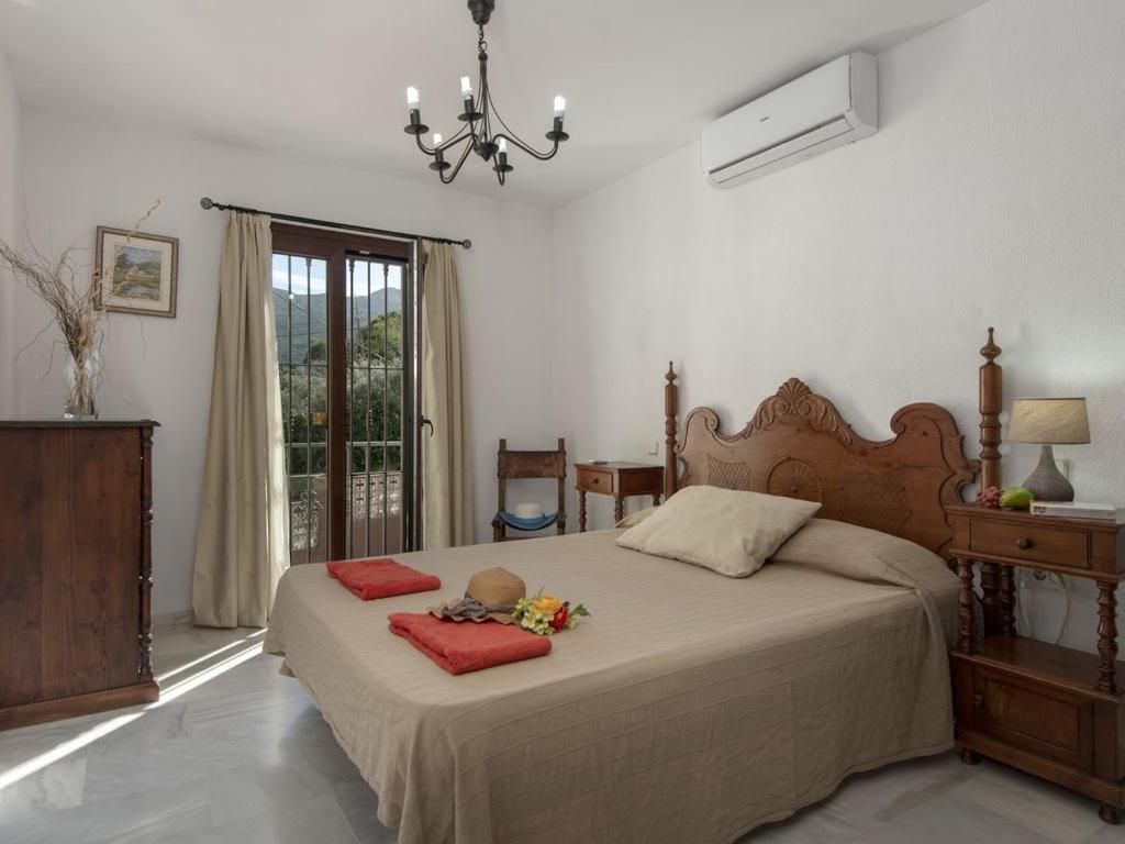 Preciosa villa con gran piscina y fabulosas vistas