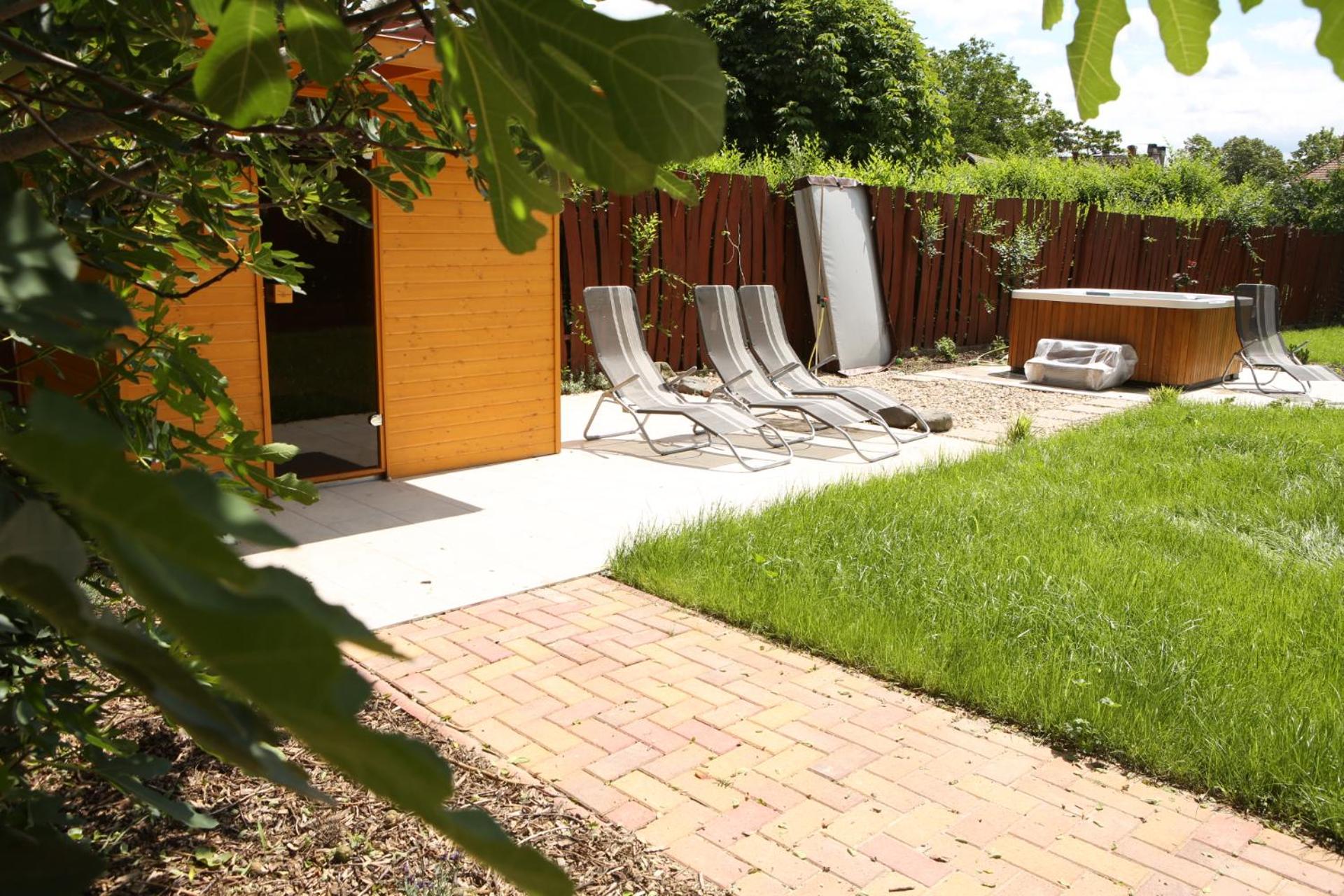 Hunyadi Panzió-Apartman view 5