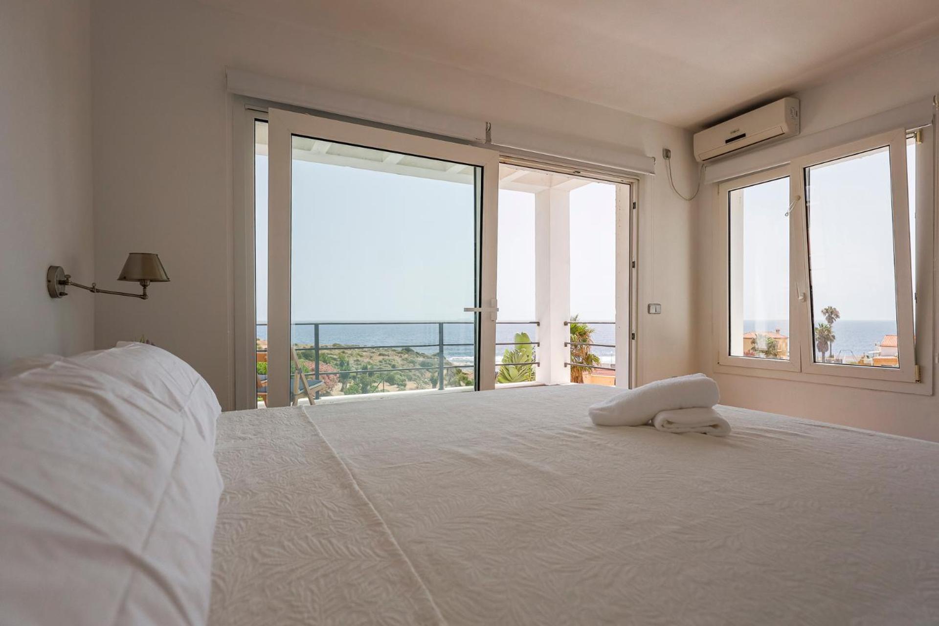Punta Carnero - Villa de ensueño view 2
