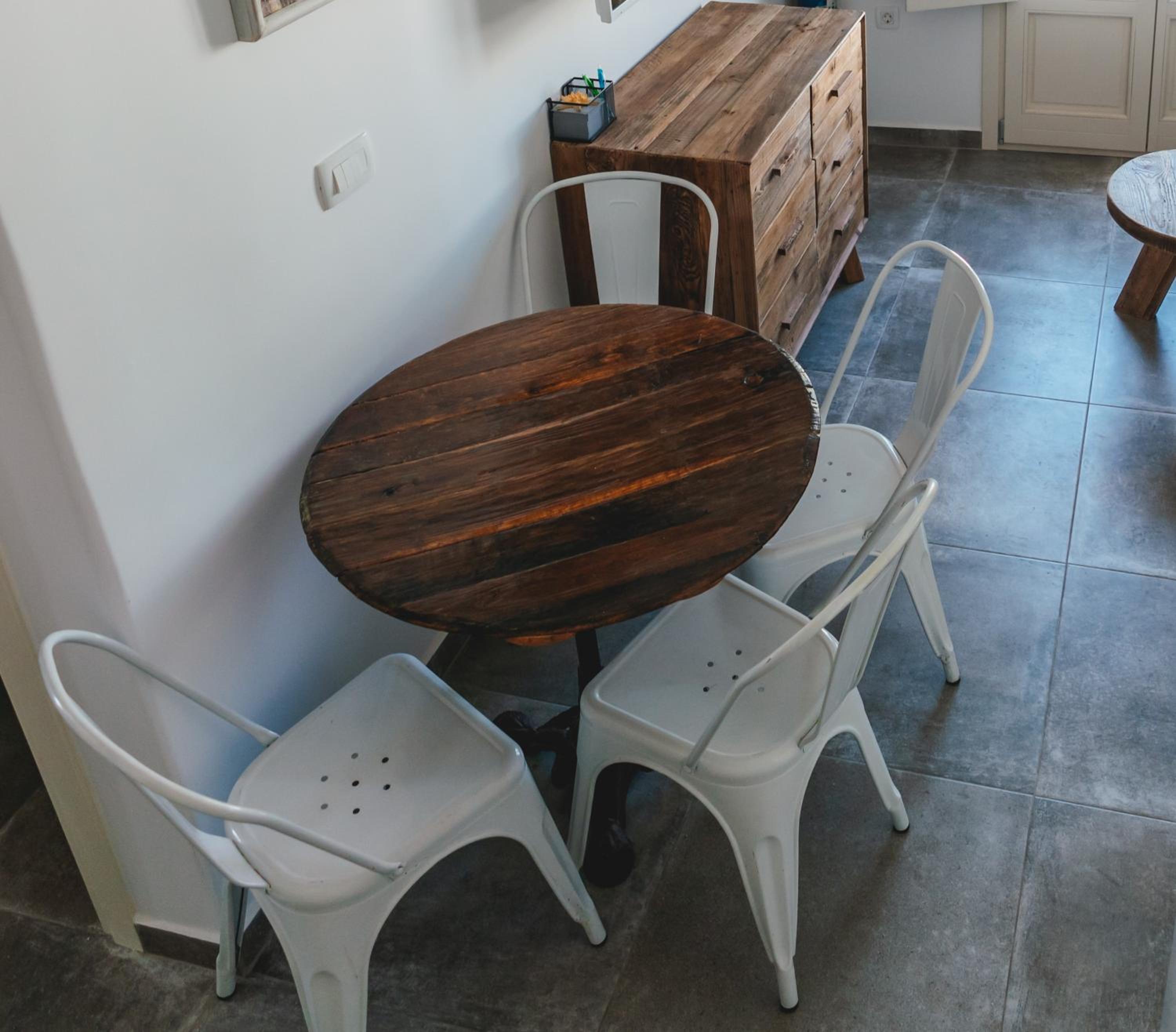 Lux house with outdoor jacuzzi and sea view in Santorini photo 3