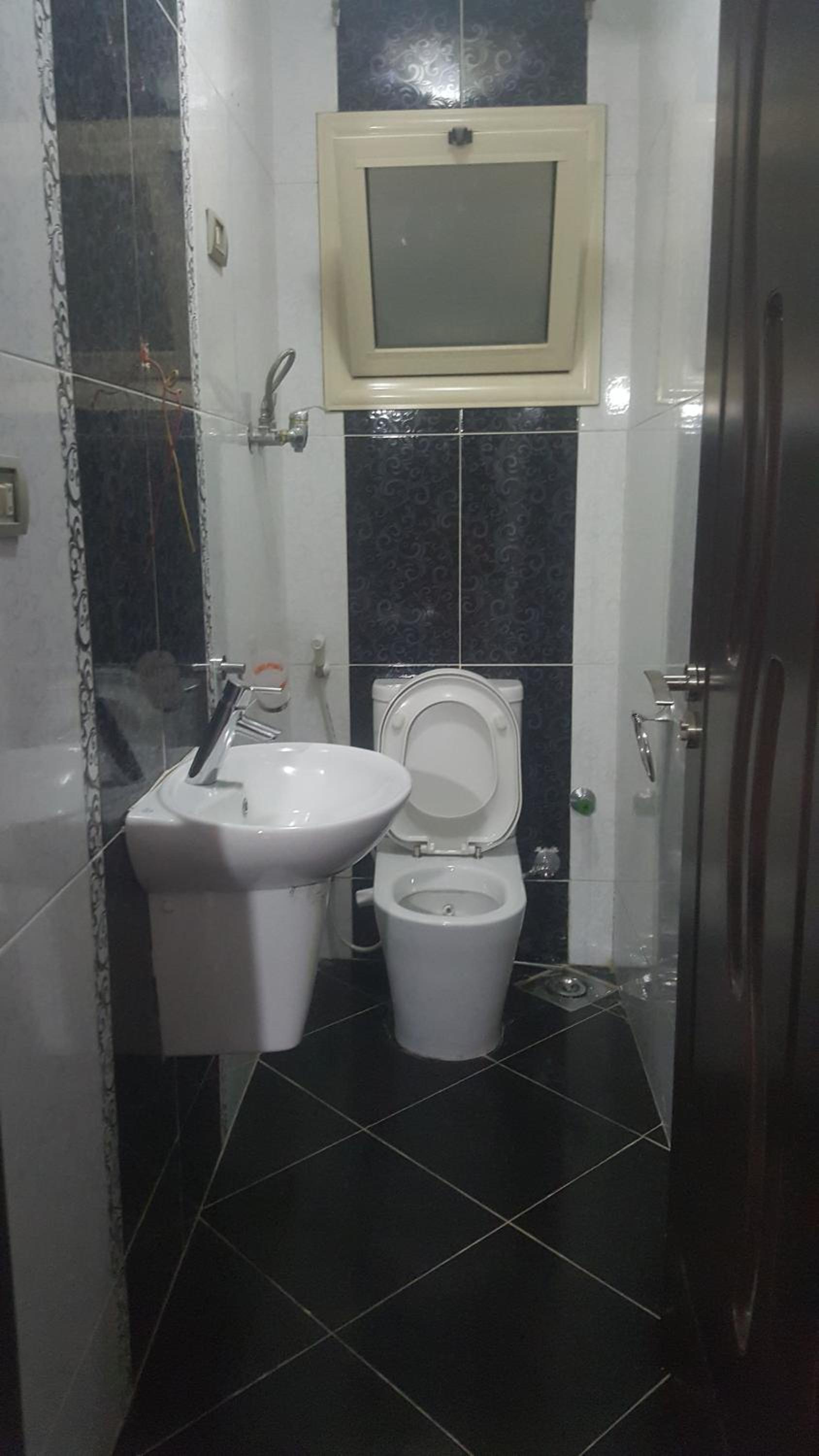 HOLIDAY VILLA 1