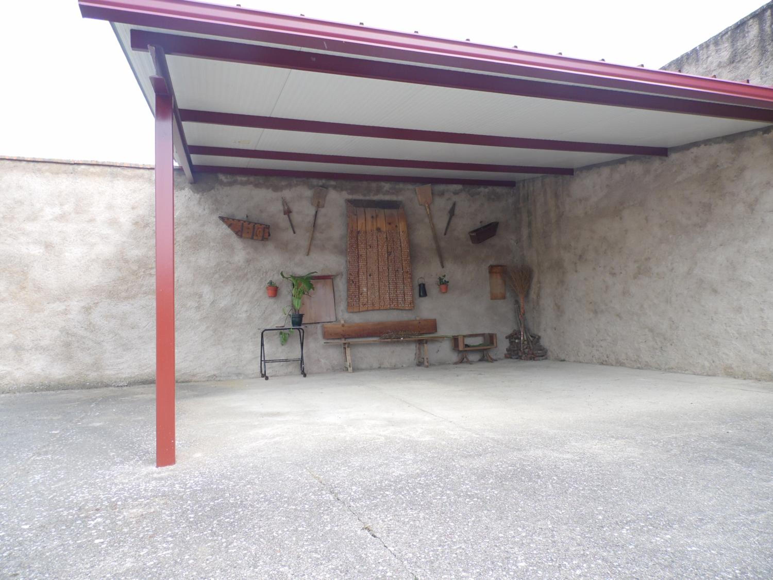 Photo 43