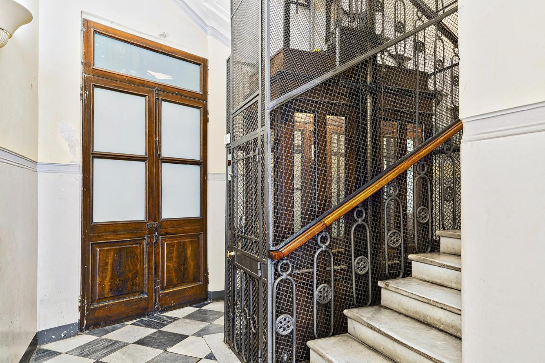 Via Roma Luxury Apartment by Wonderful Italy view 2