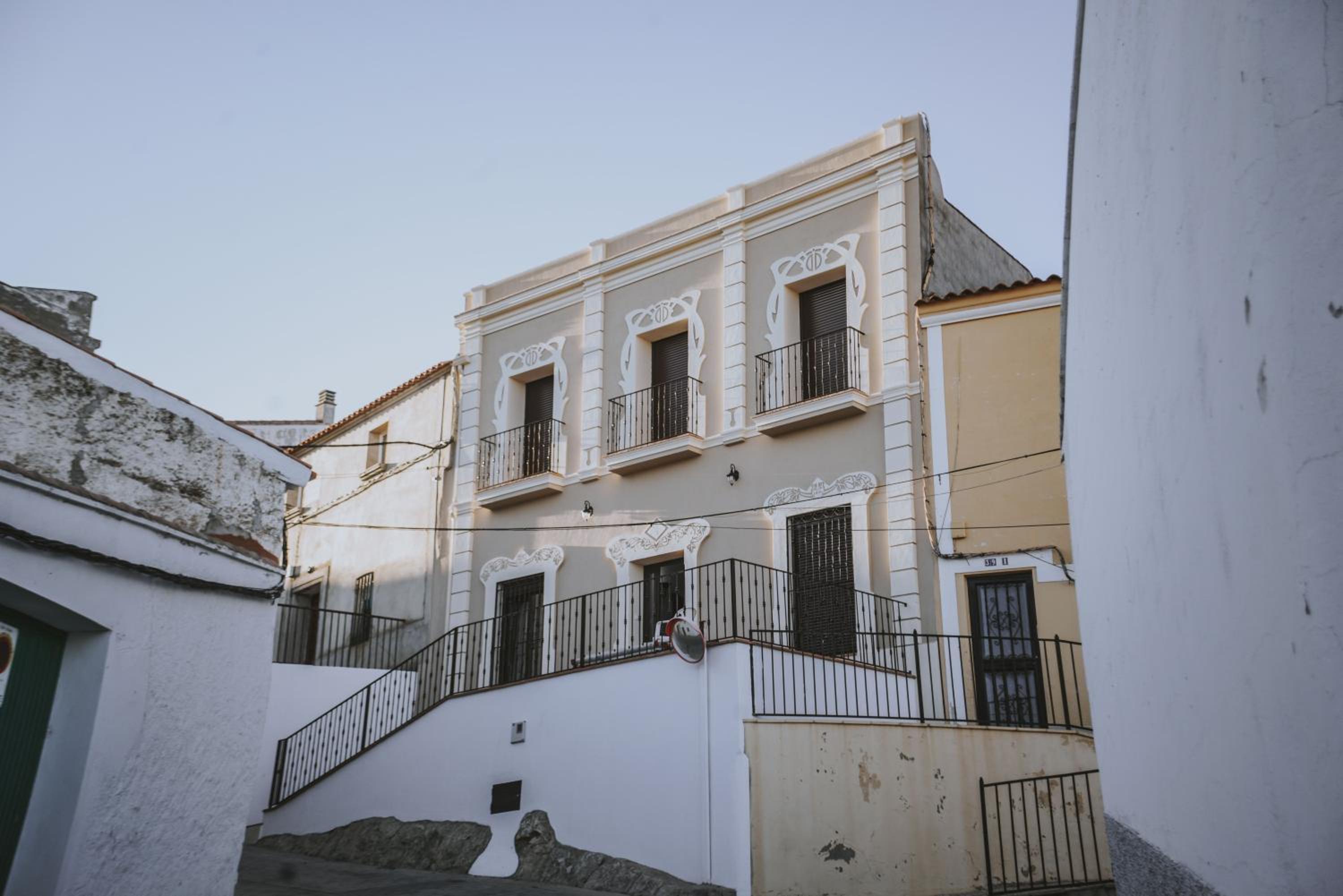 Casa Rural Los Belloso view 2