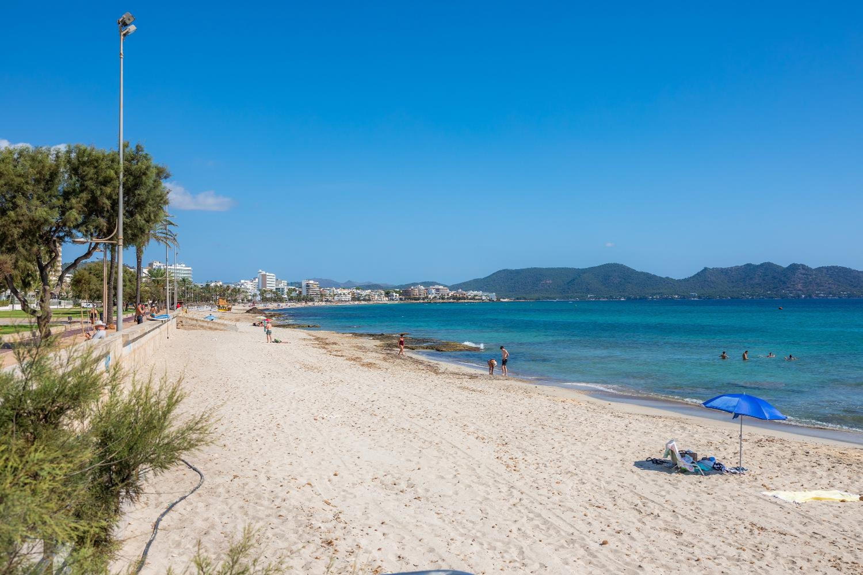Skyline Cala Nau view 5