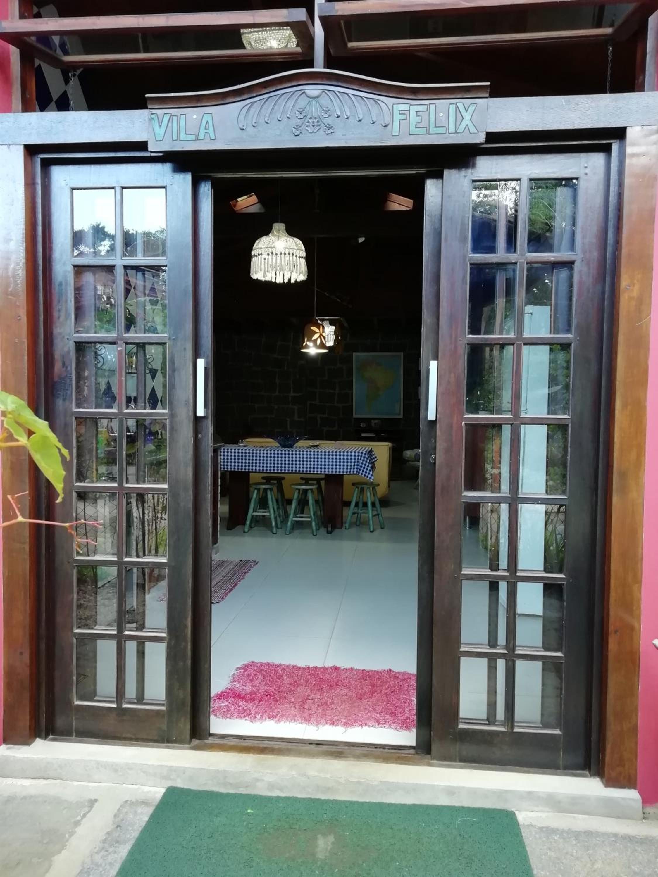 Villa Félix Suites e Chalés