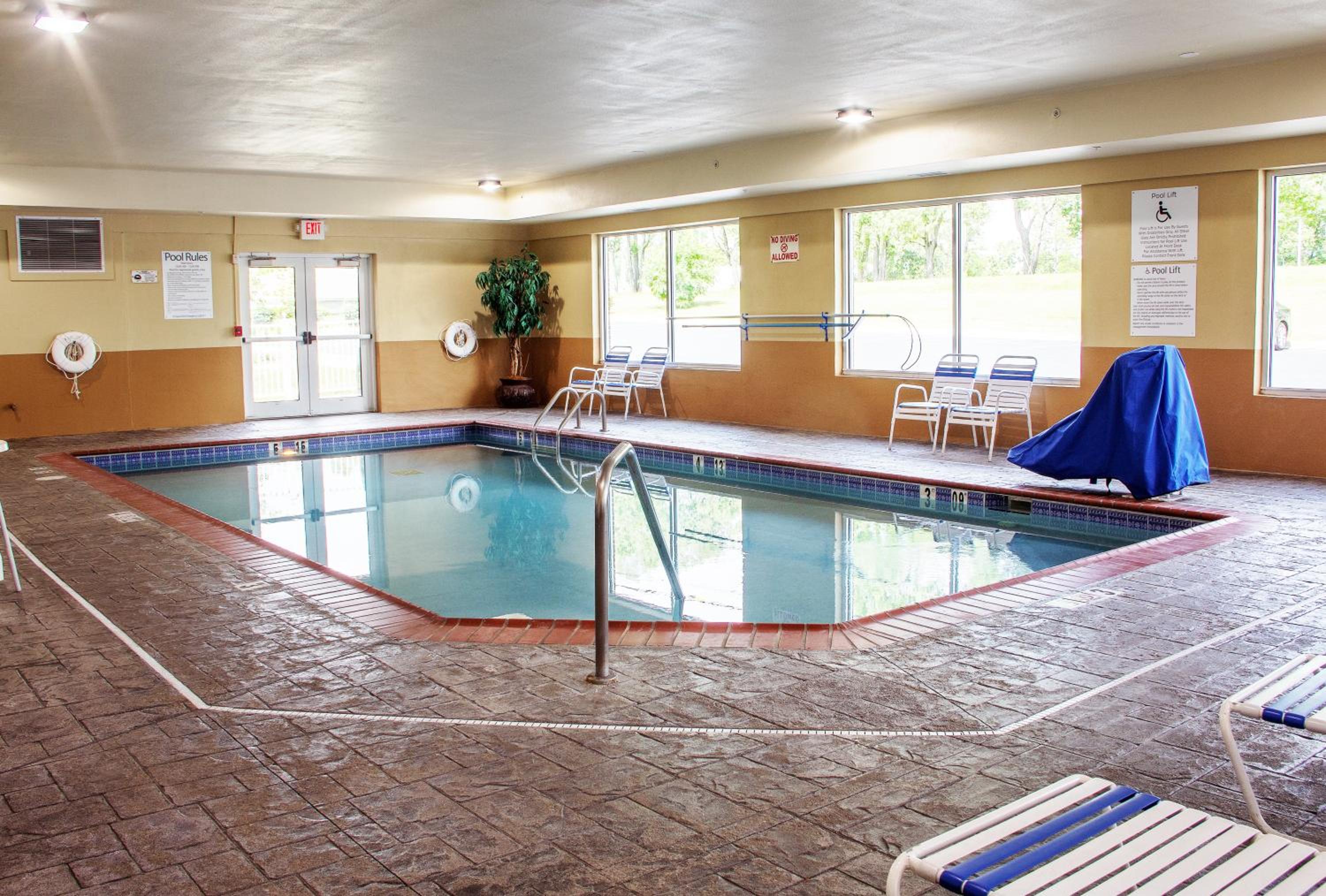 Lexington Vacations - Holiday Inn Express Suites Lexington Downtown Area-Keeneland, an IHG Hotel - Property Image 30