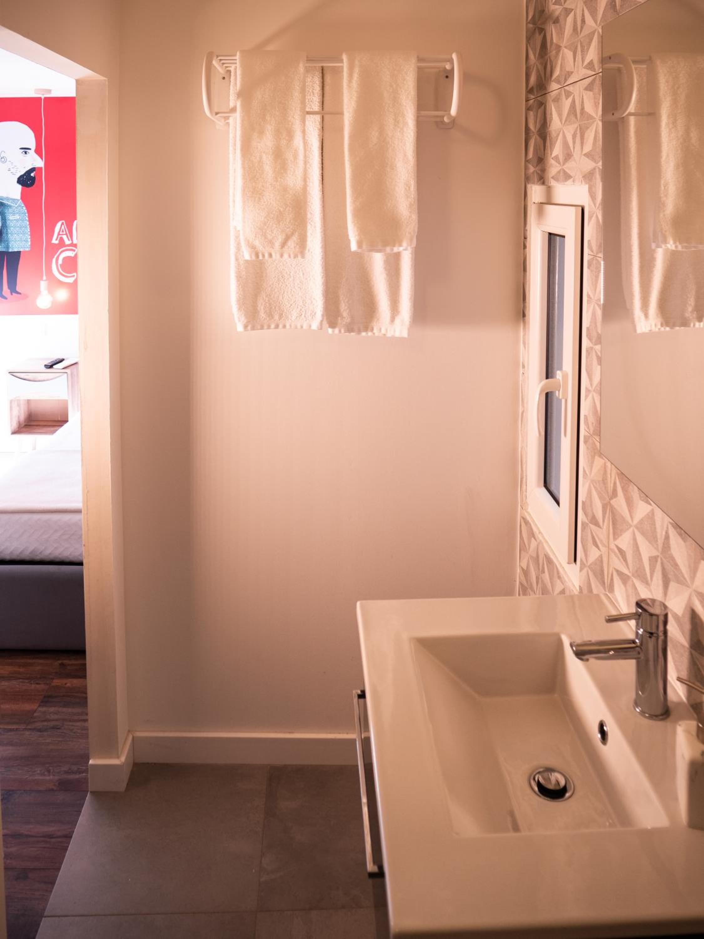 Guest House Stories en Beja — bathroom