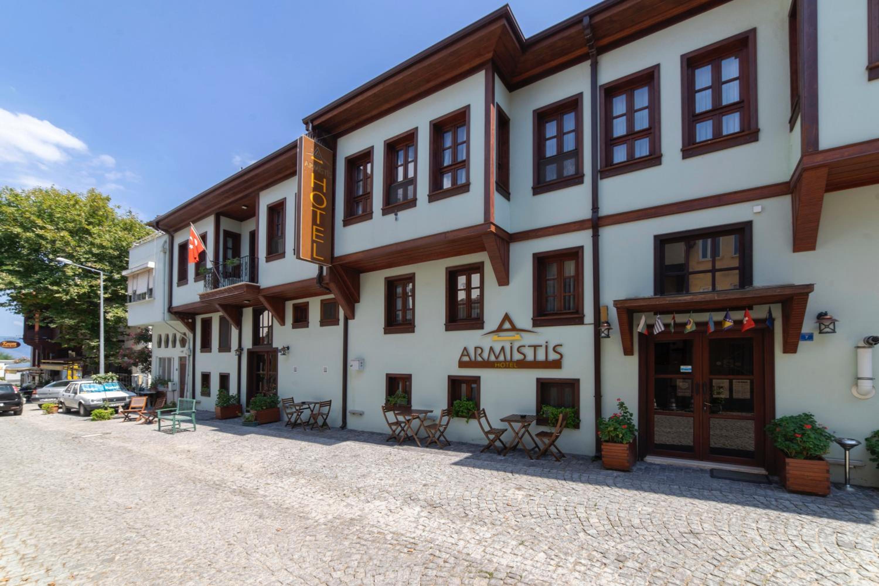 Hotel Armistis Hotel - Image 1