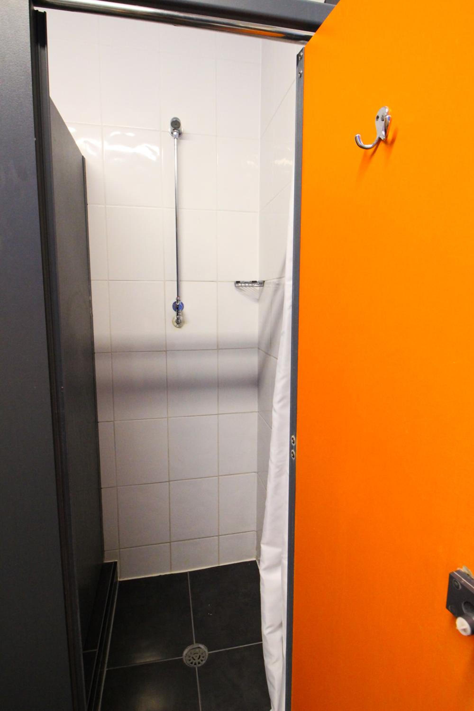 London Backpackers Youth Hostel 18 - 35 Years Old Only