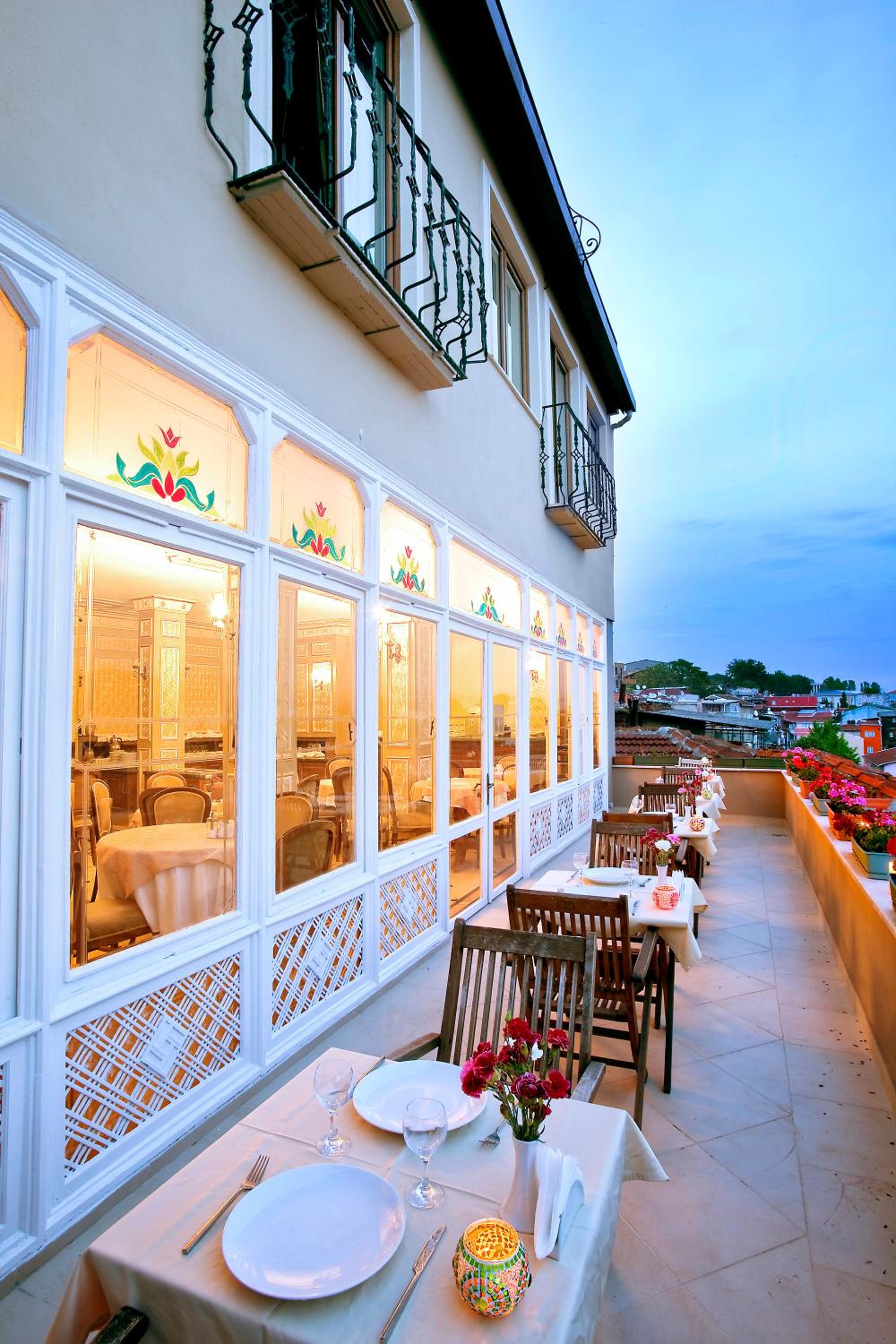 Hotel Sumengen - Image 19