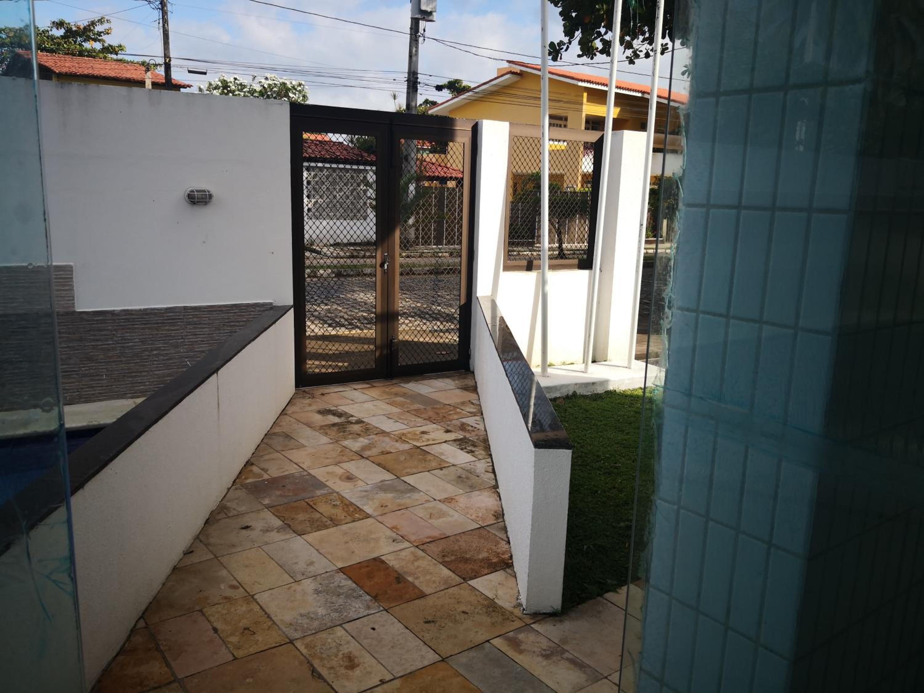 Praia Carneiros Flat Hotel