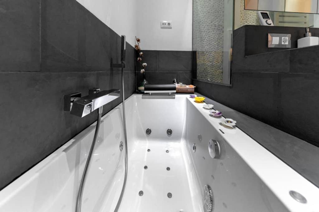 Maravilloso Apartamento 2H 2B Malasaña - Gran Via photo 5