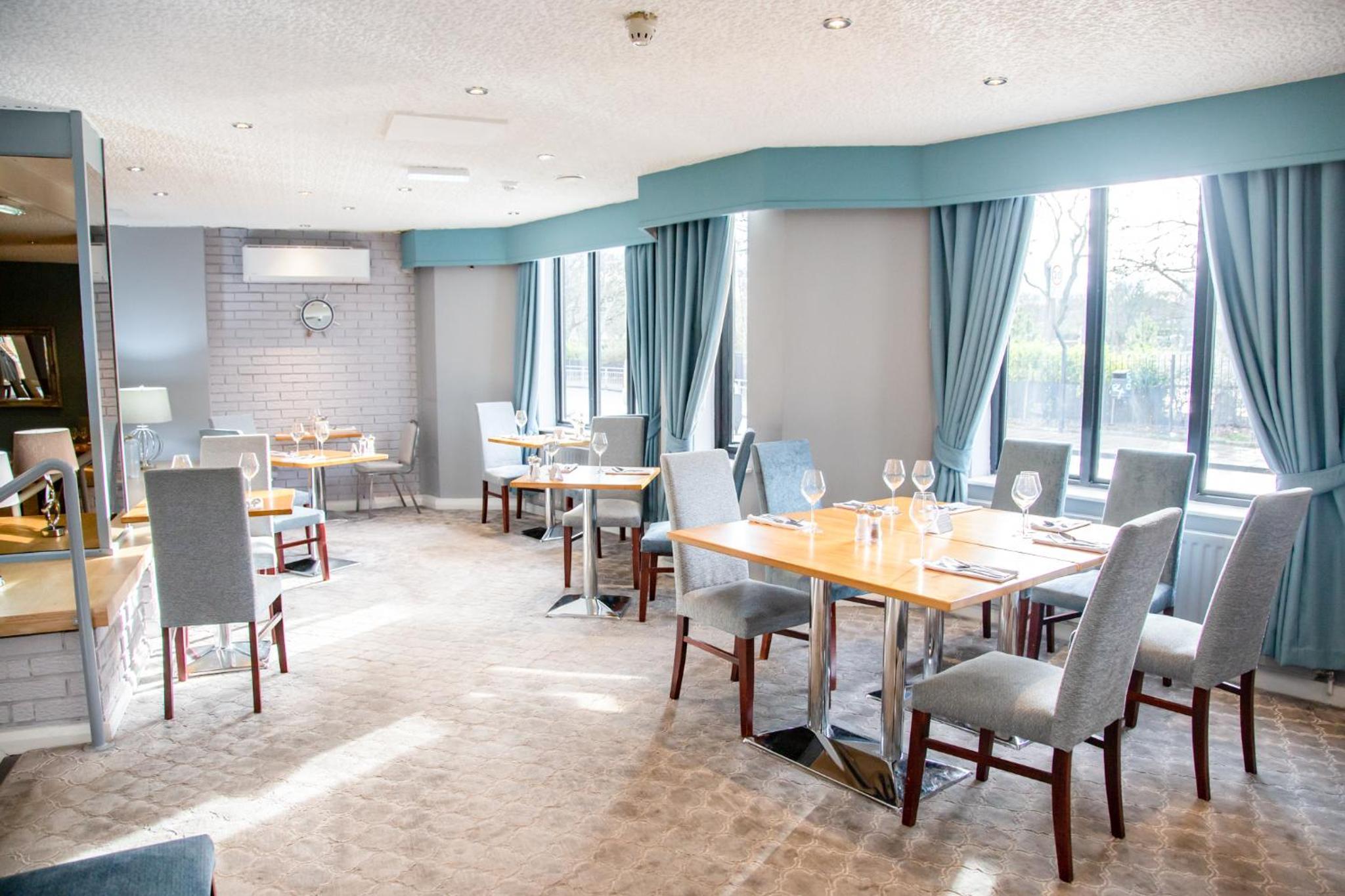 South Shields Vacations - The Sea Hotel - Property Image 3