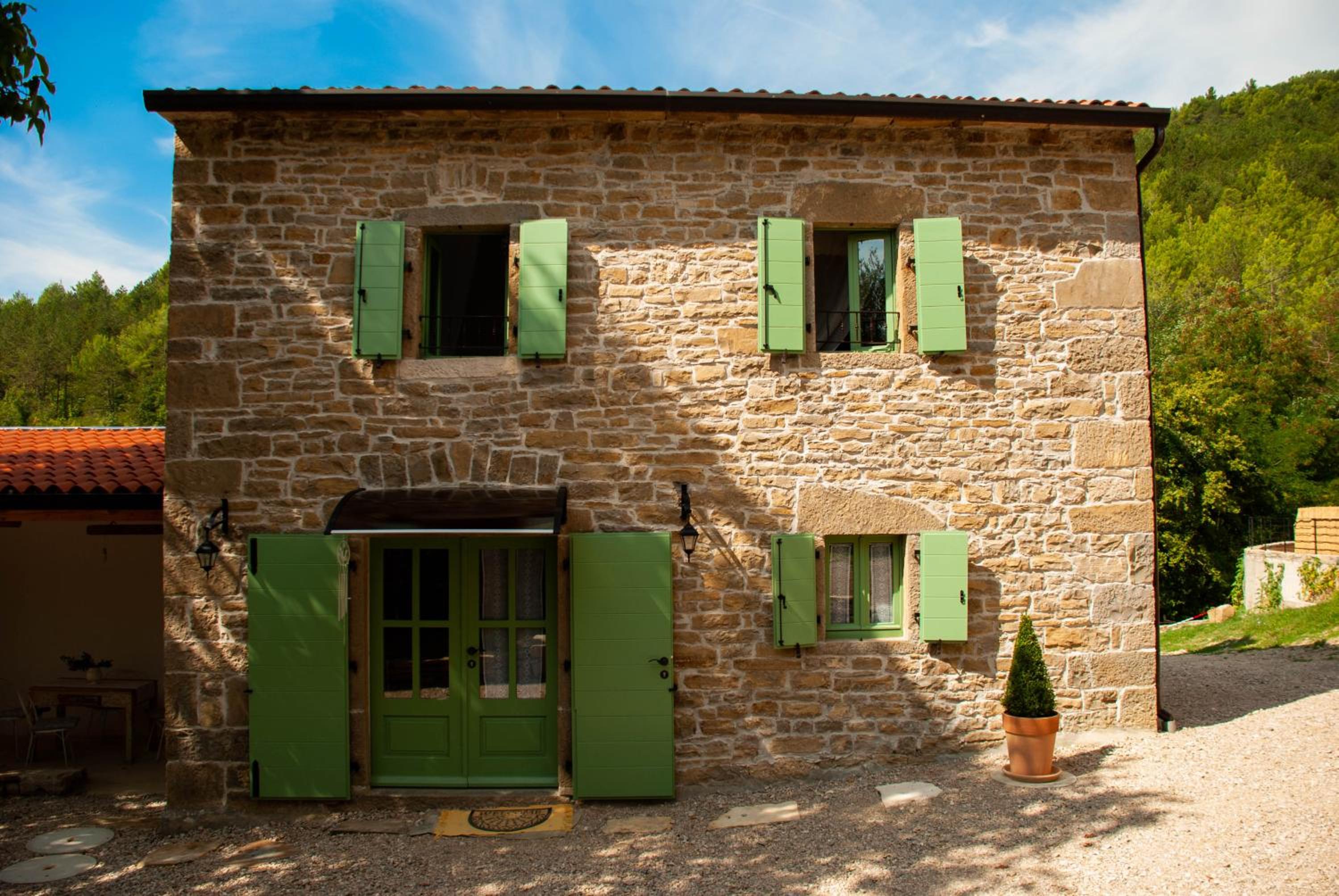 Casa Contessa - Romantic stone villa near Motovun view 2