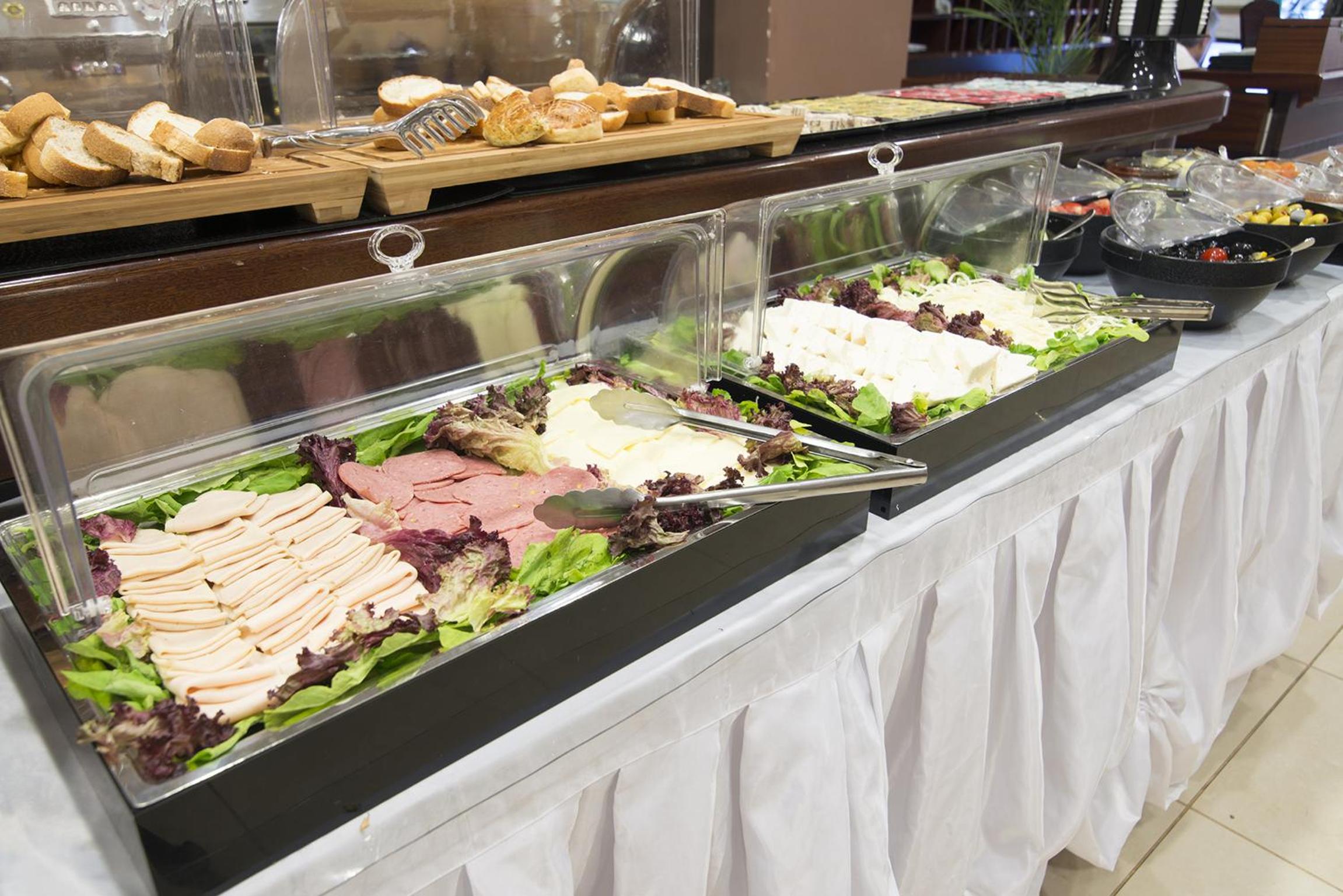 Cumbali Suite Hotel - Image 14