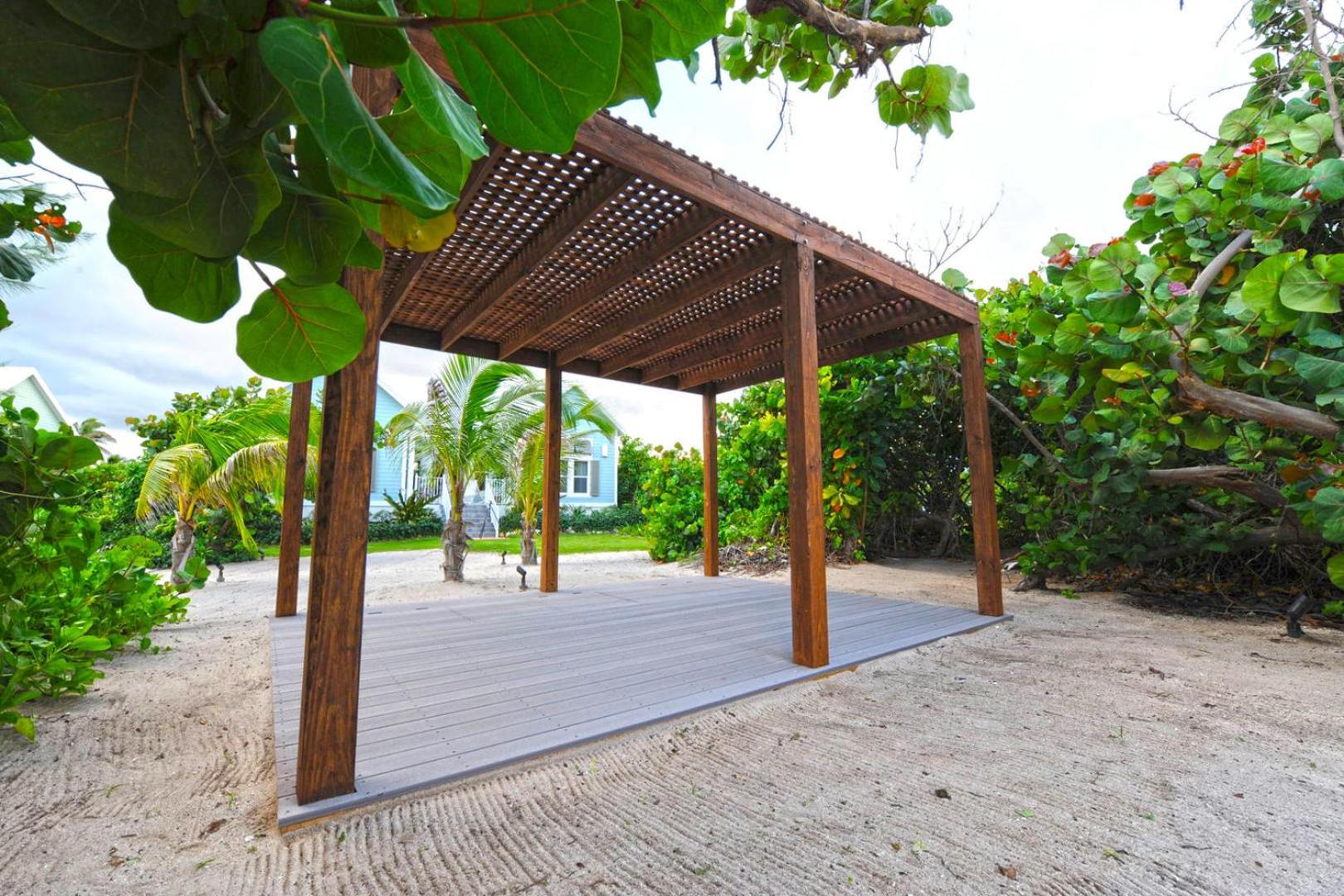 Papaya Cottage - Micro-Resort in West Bay view 2