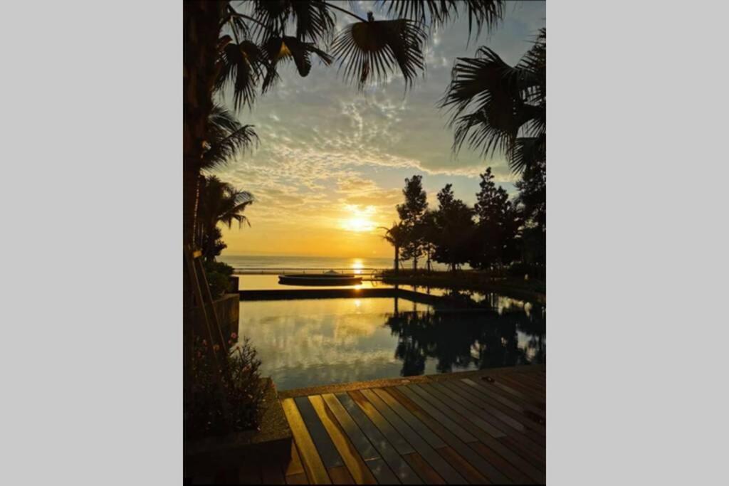 OPAHOME@ Timurbay Seafront Residence 2BR Family suite Seaview and Poolview view 2