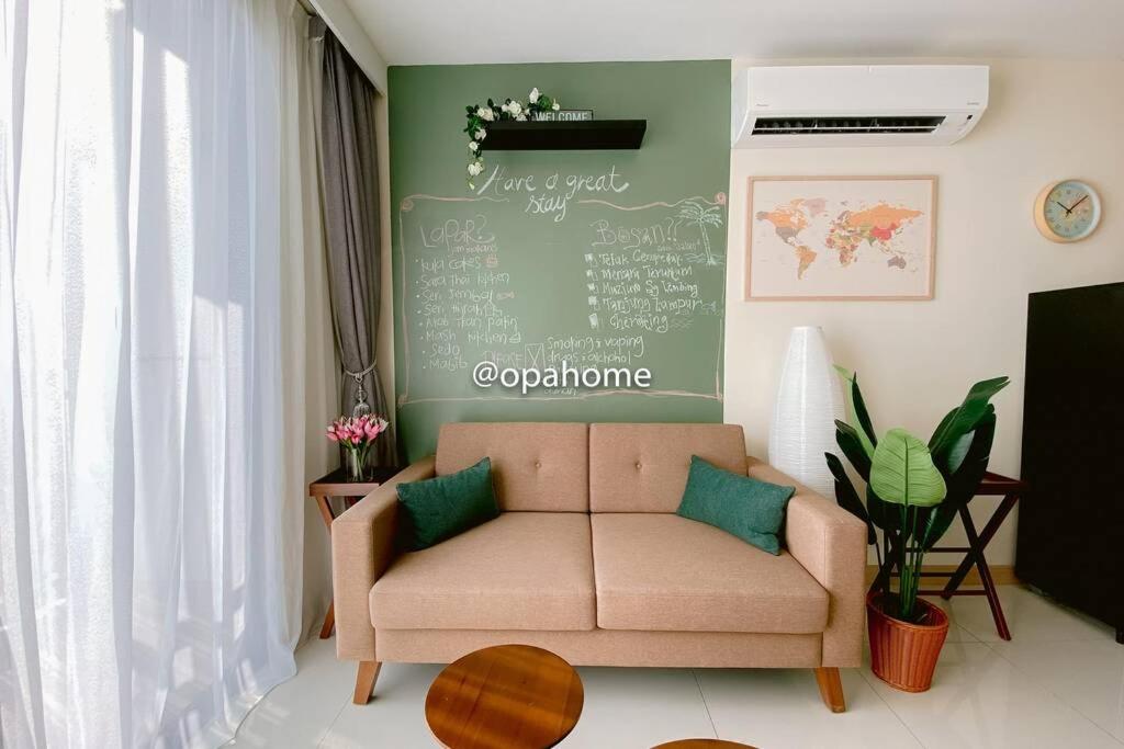 OPAHOME@ Timurbay Seafront Residence 2BR Family suite Seaview and Poolview photo 8