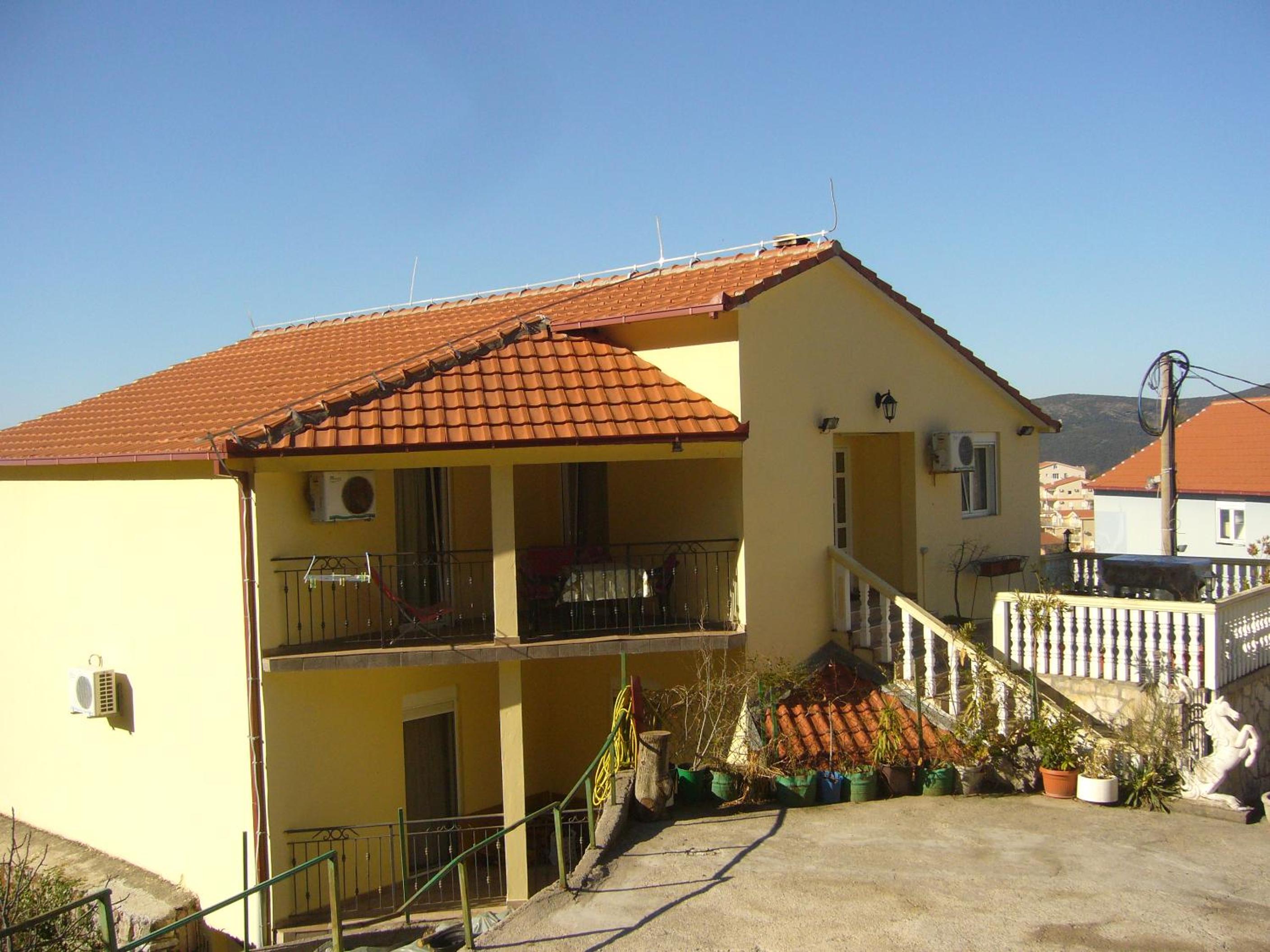 MARINOVIC APARTMENTS