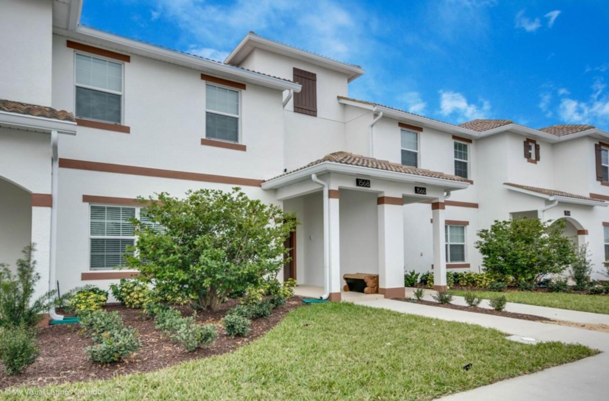 Luxury Orlando Villa Private Pool & Resort Amenities view 4