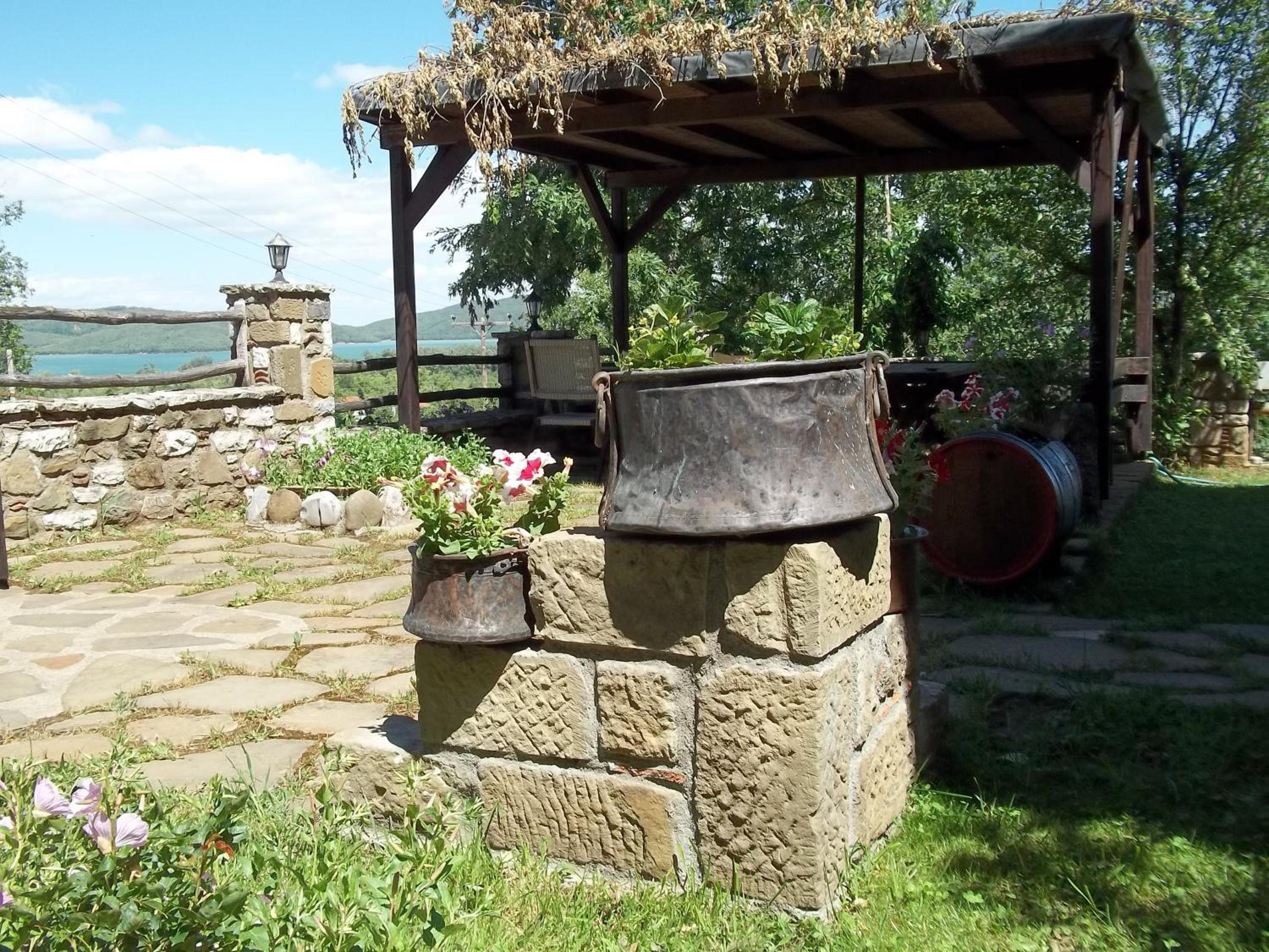Photo 17
