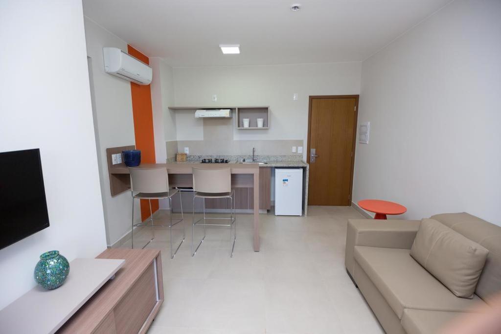 Caldas Novas Privê Alta Vista Thermas Resort - Sensacional! Apto Suíte Luxo 02 Quartos até 06 pessoas - Incrível!