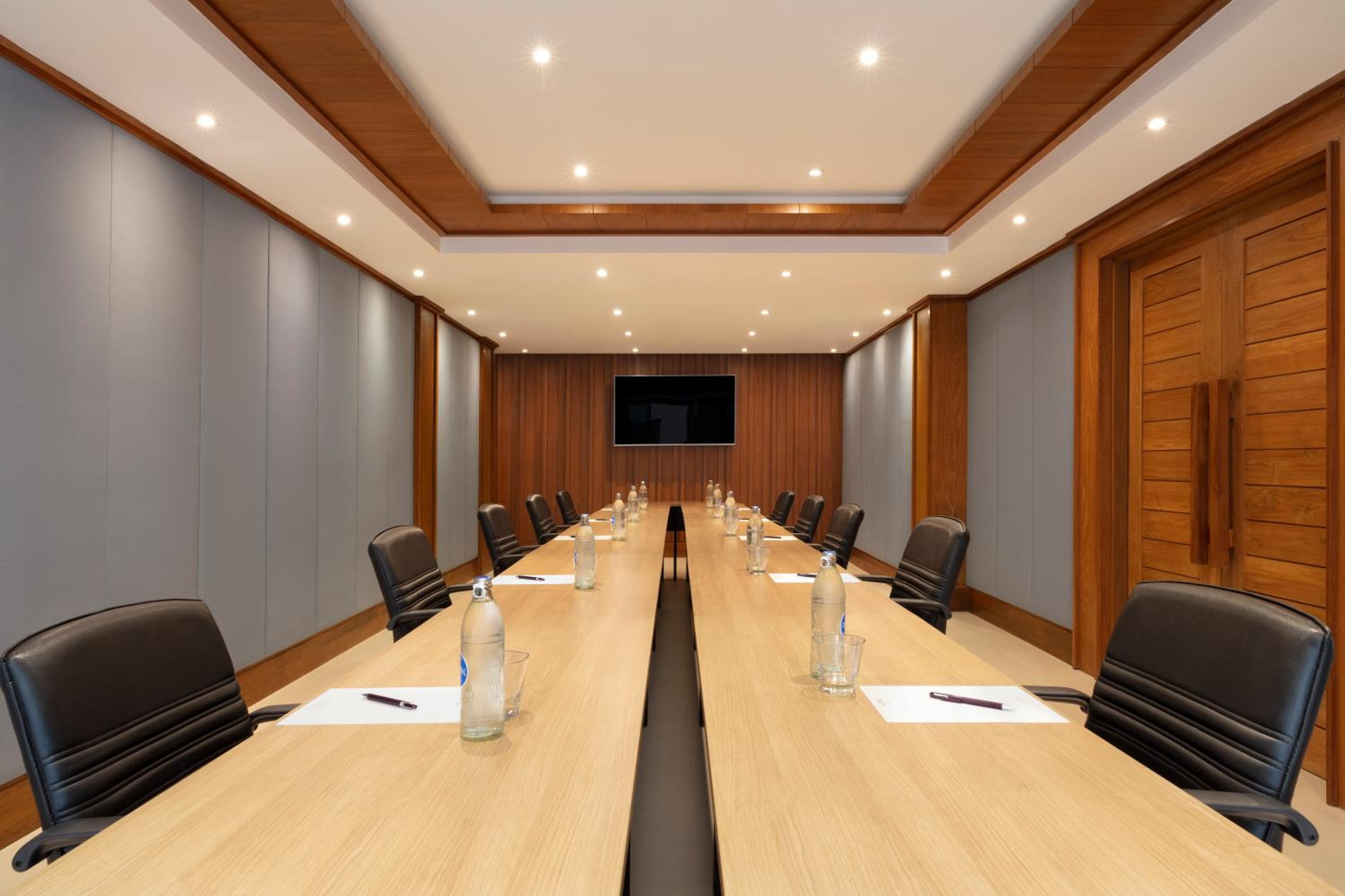 meeting & event spaces