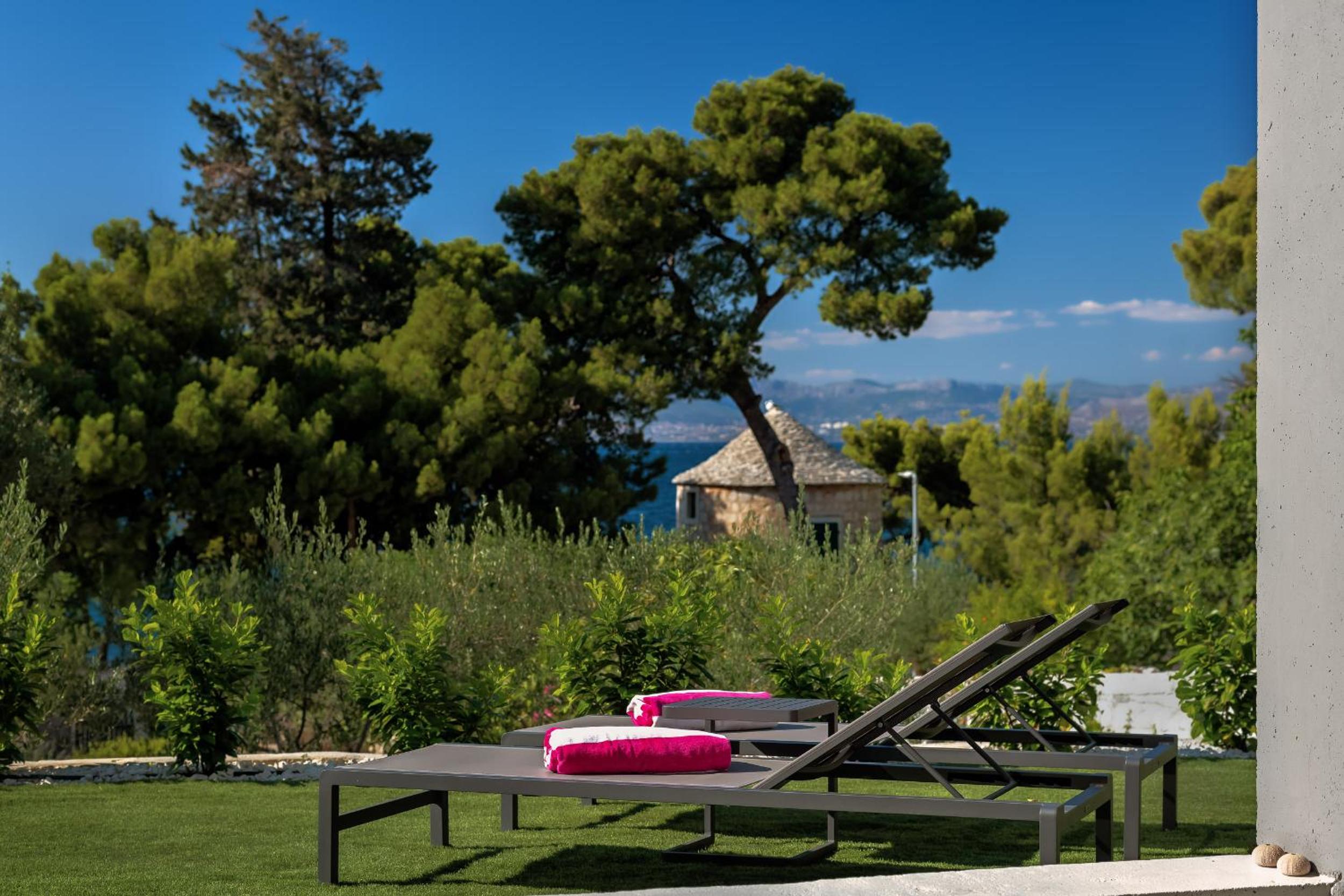 Photo 38
