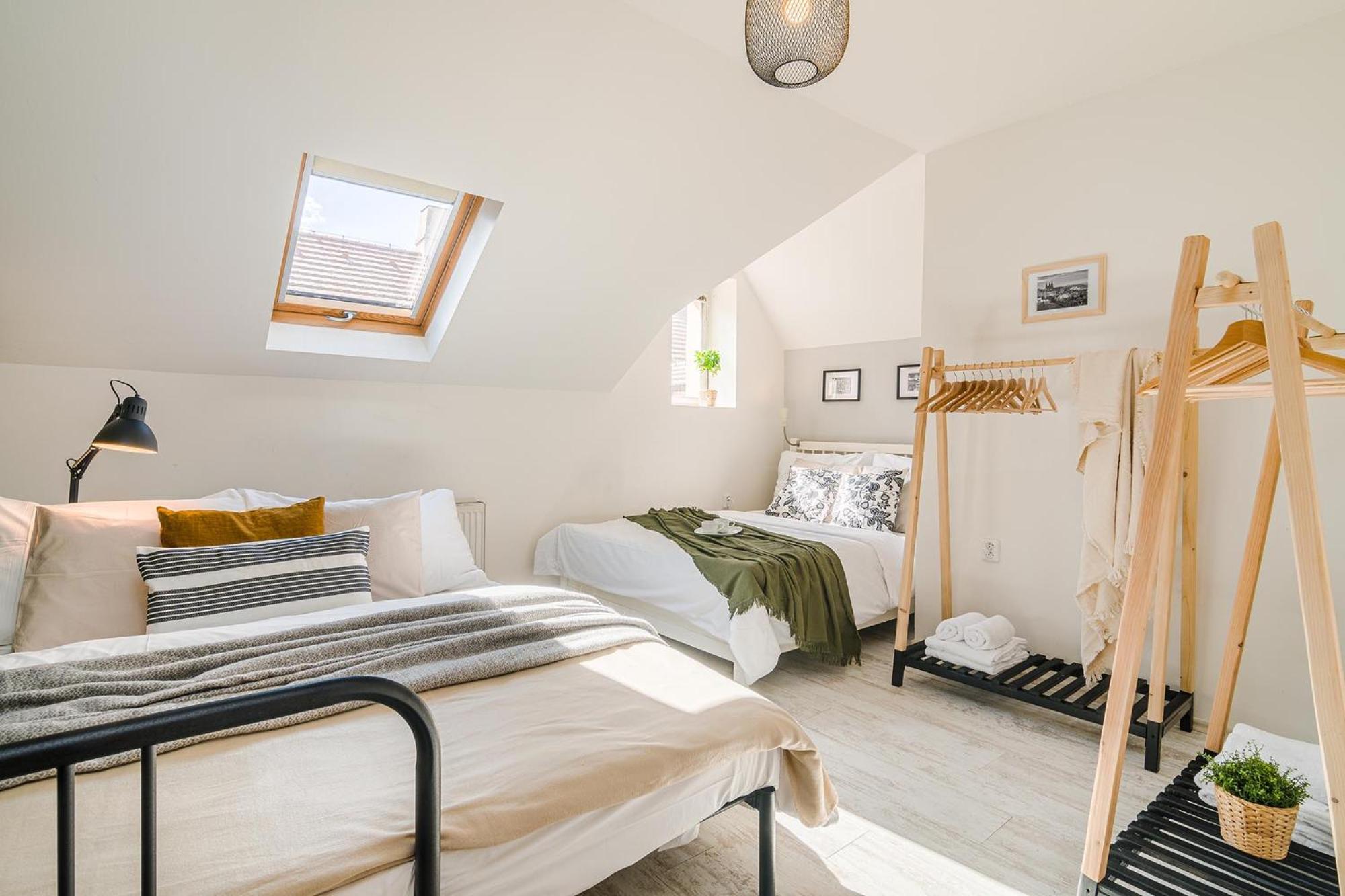 APTs in OLD TOWN PRAGUE by Michal&Friends