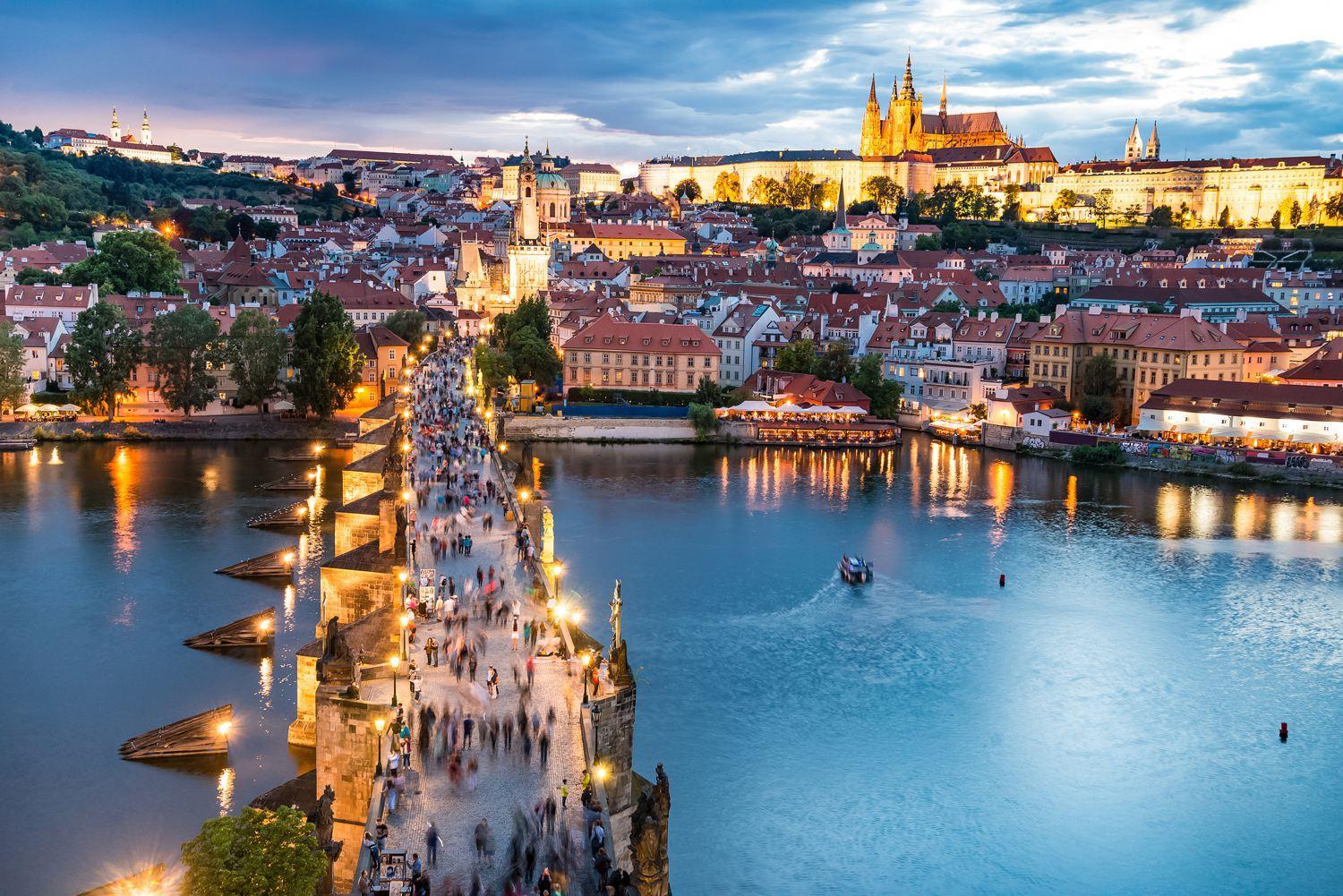 APTs in OLD TOWN PRAGUE by Michal&Friends