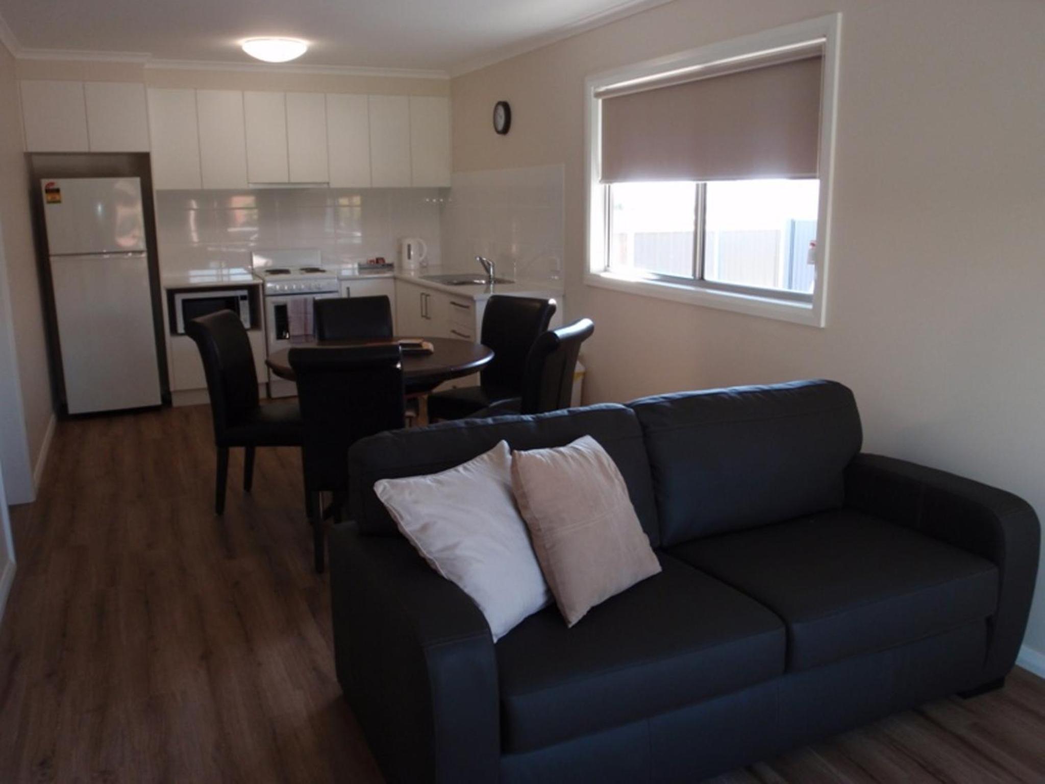 Ashleigh Court Motor Inn