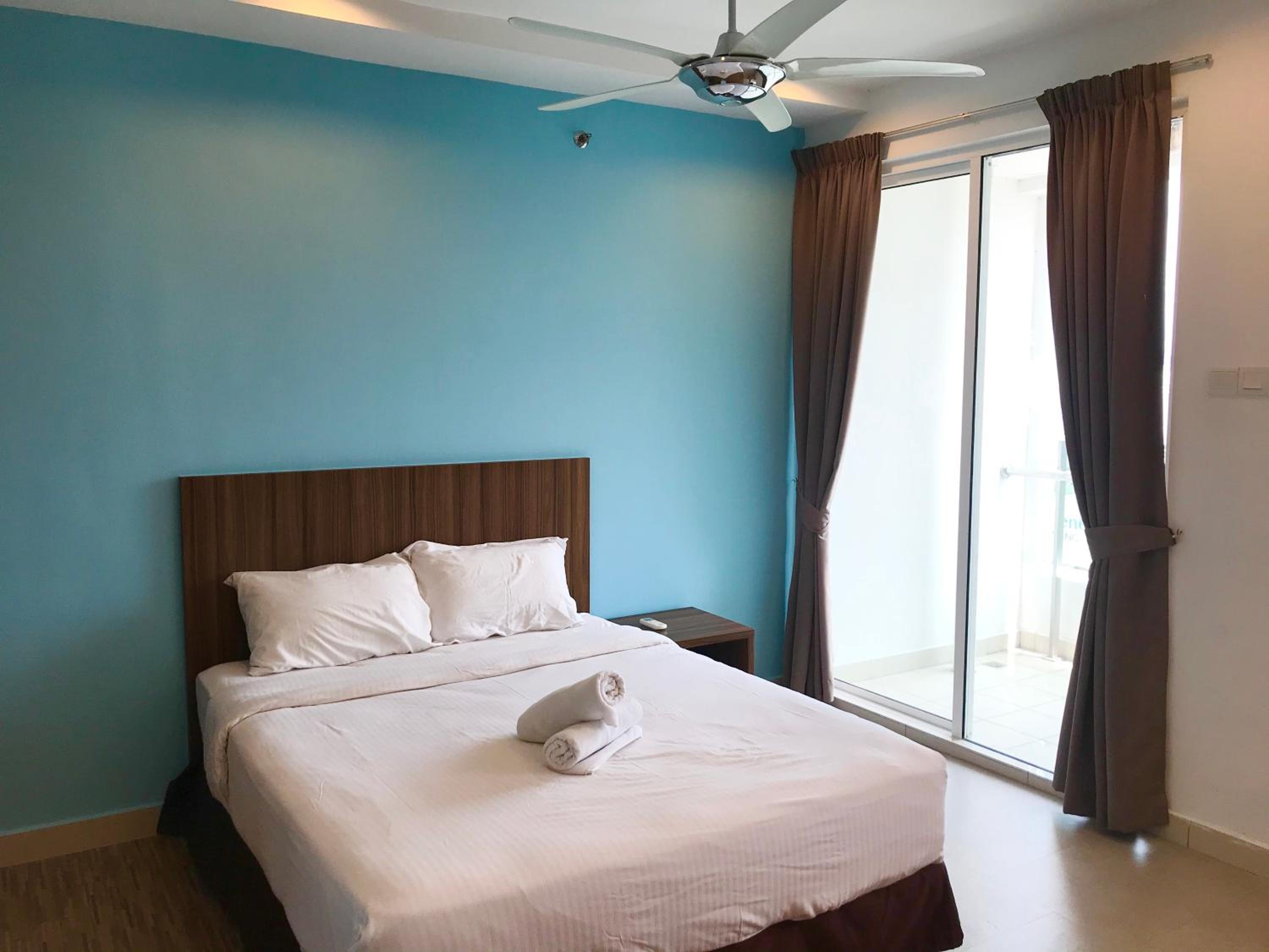 Mansion One Suites by Little Cabin photo 8