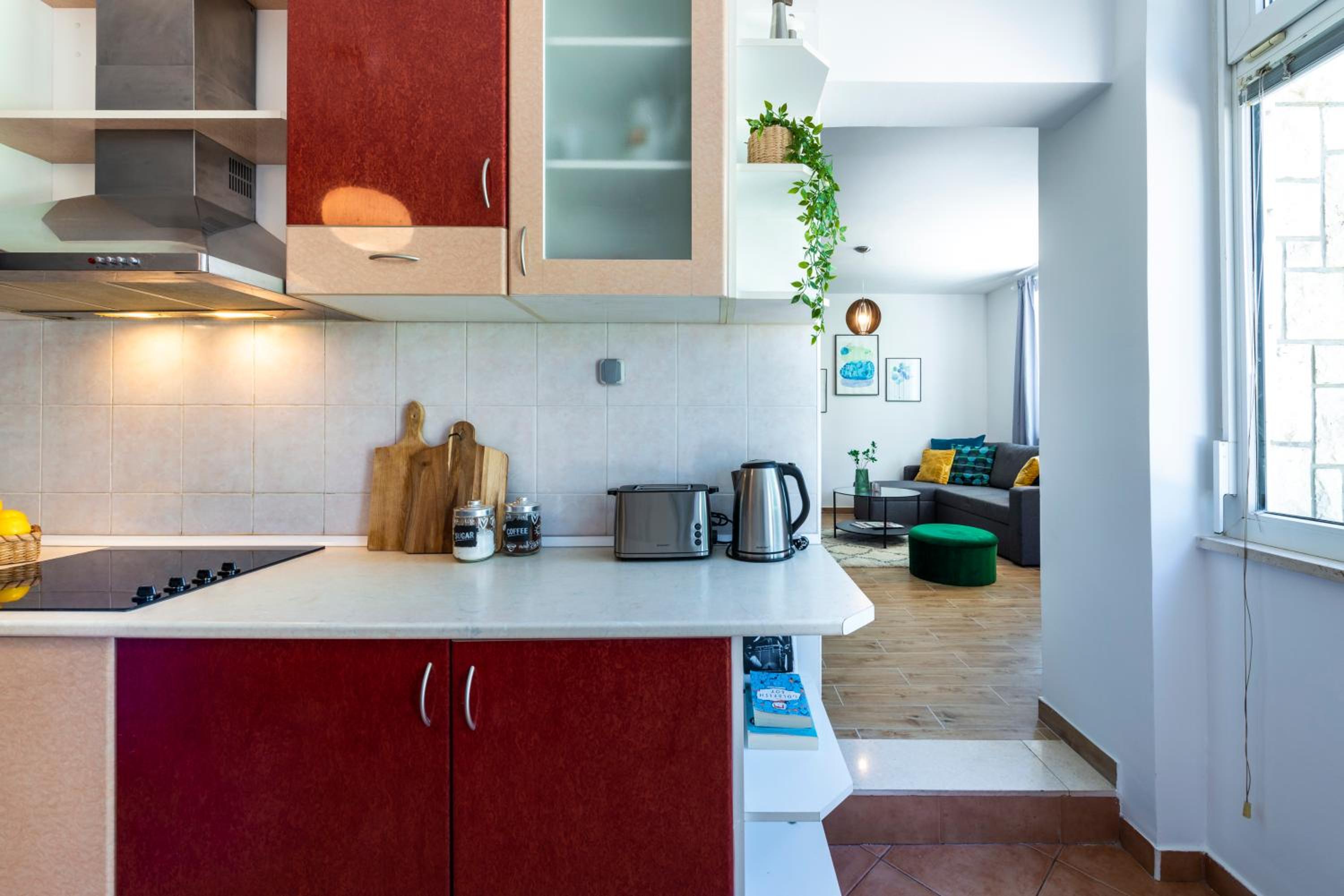 Ellanna en Mlini — kitchen