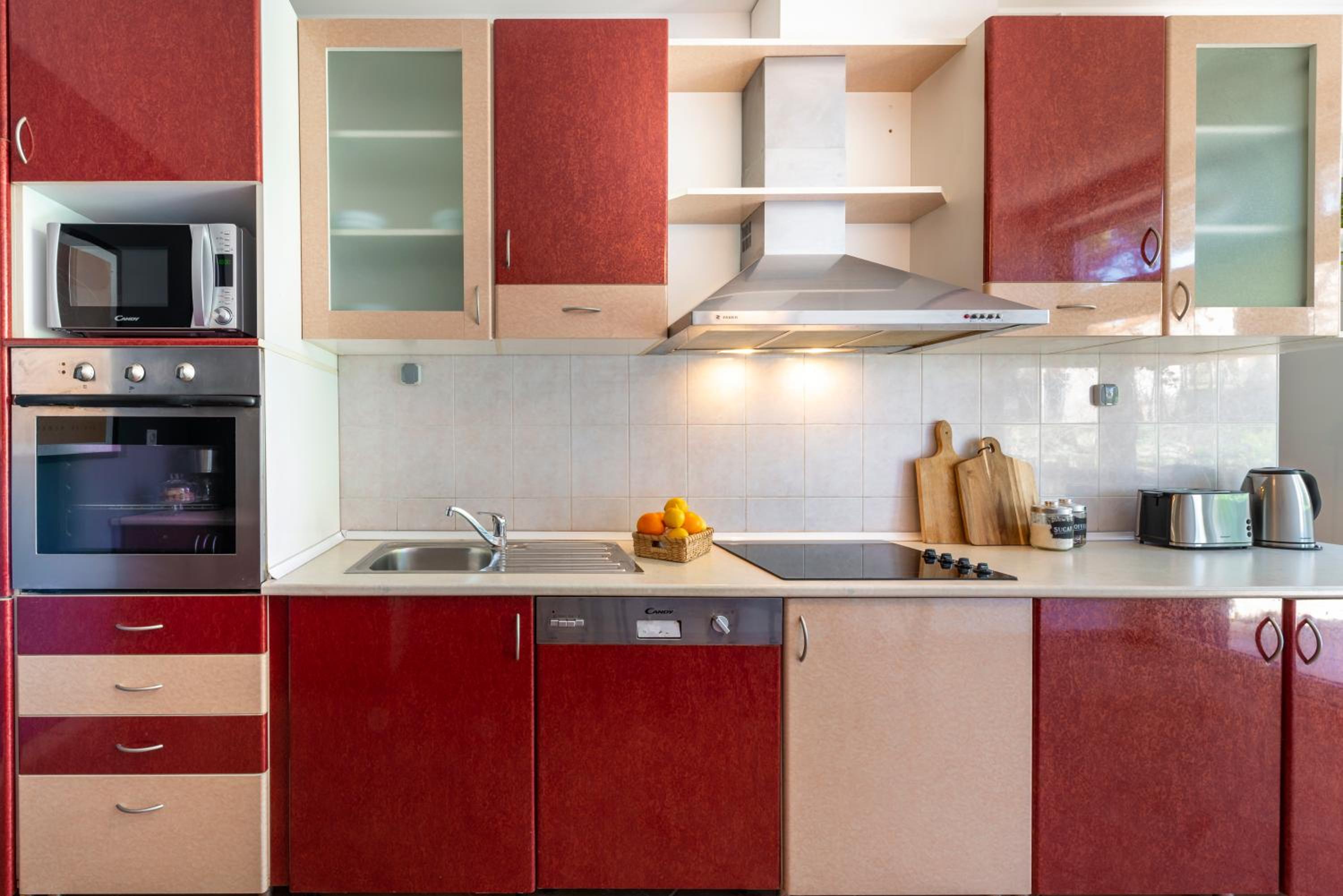 Ellanna en Mlini — kitchen
