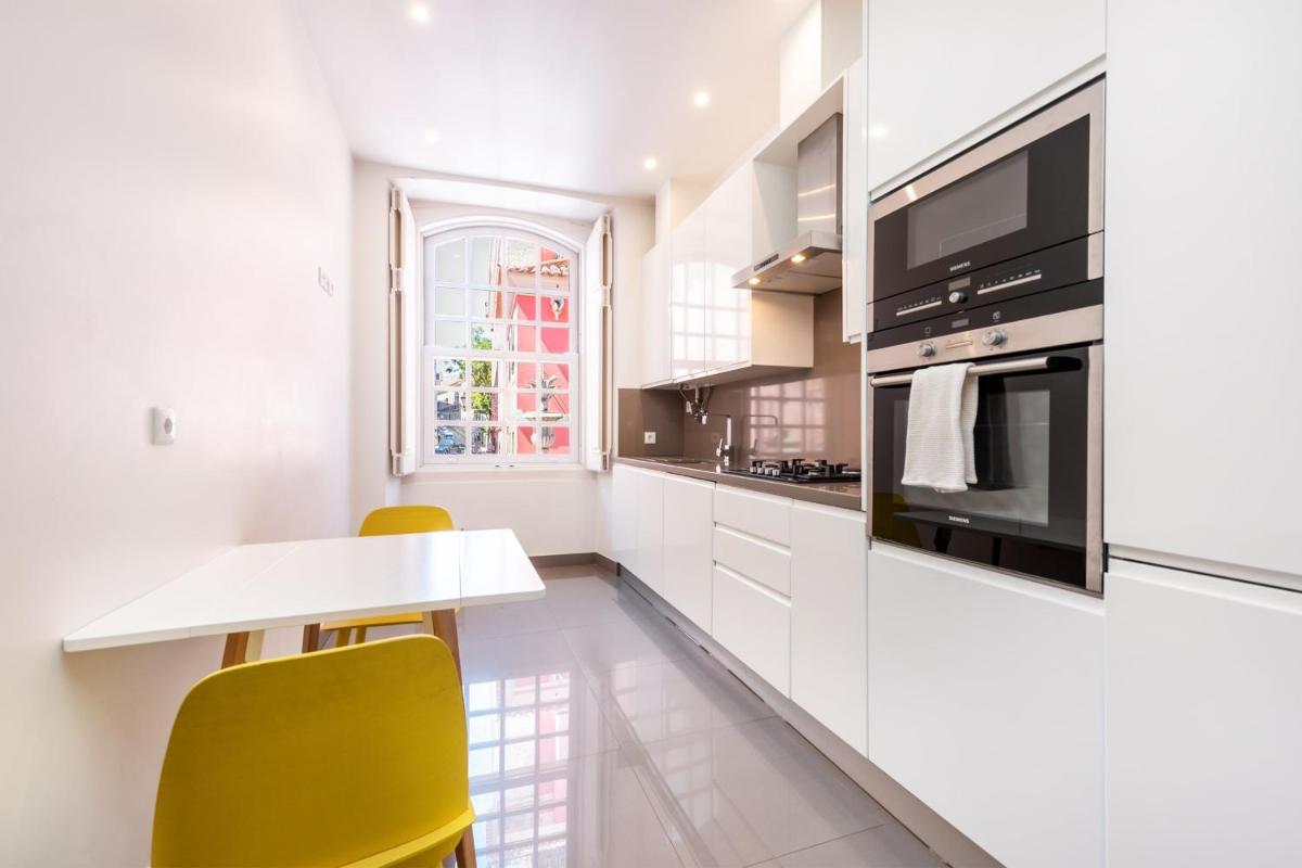 GuestReady - Newly Renovated 3BR Apartment Chiado