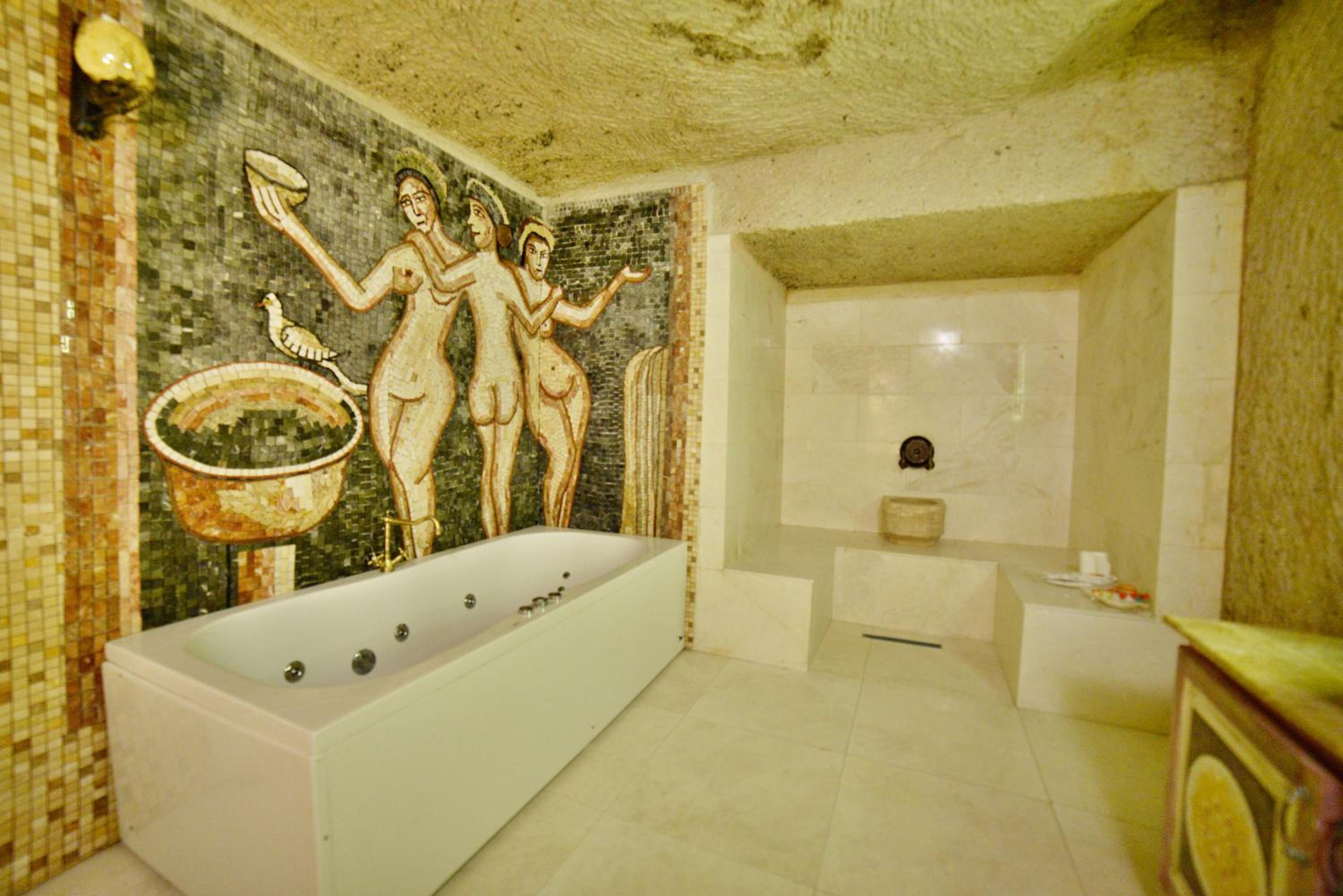Caftan Cave Suites - Image 48