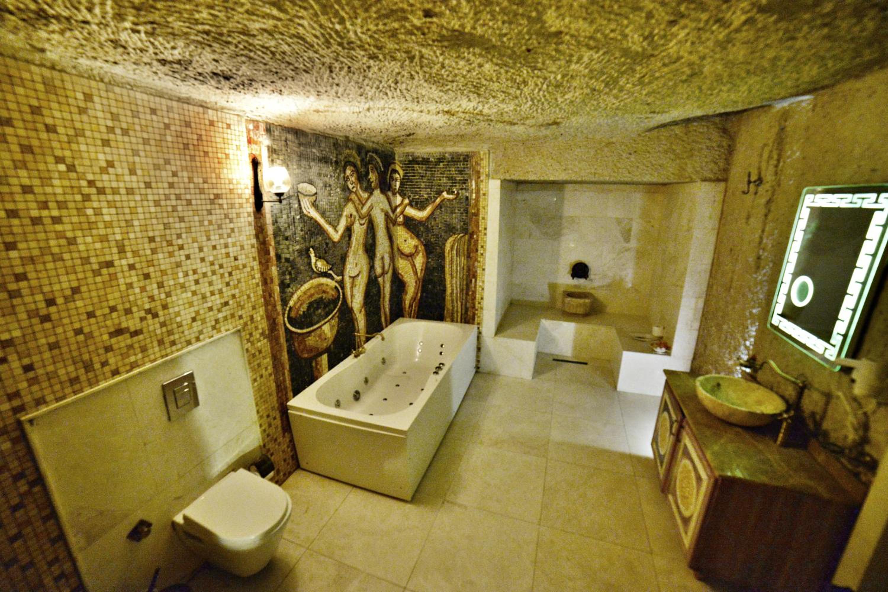 Caftan Cave Suites - Image 129