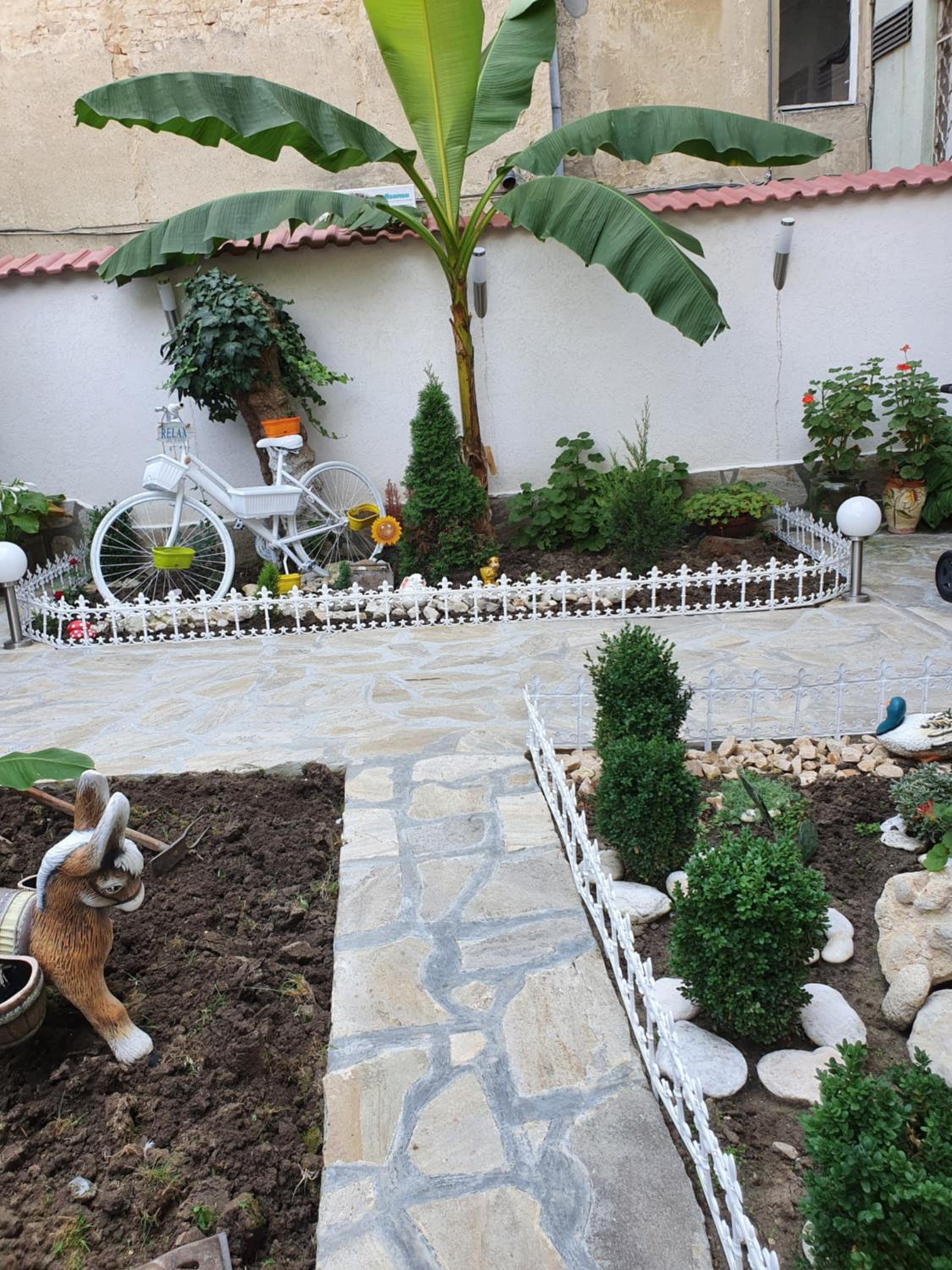 Photo 42