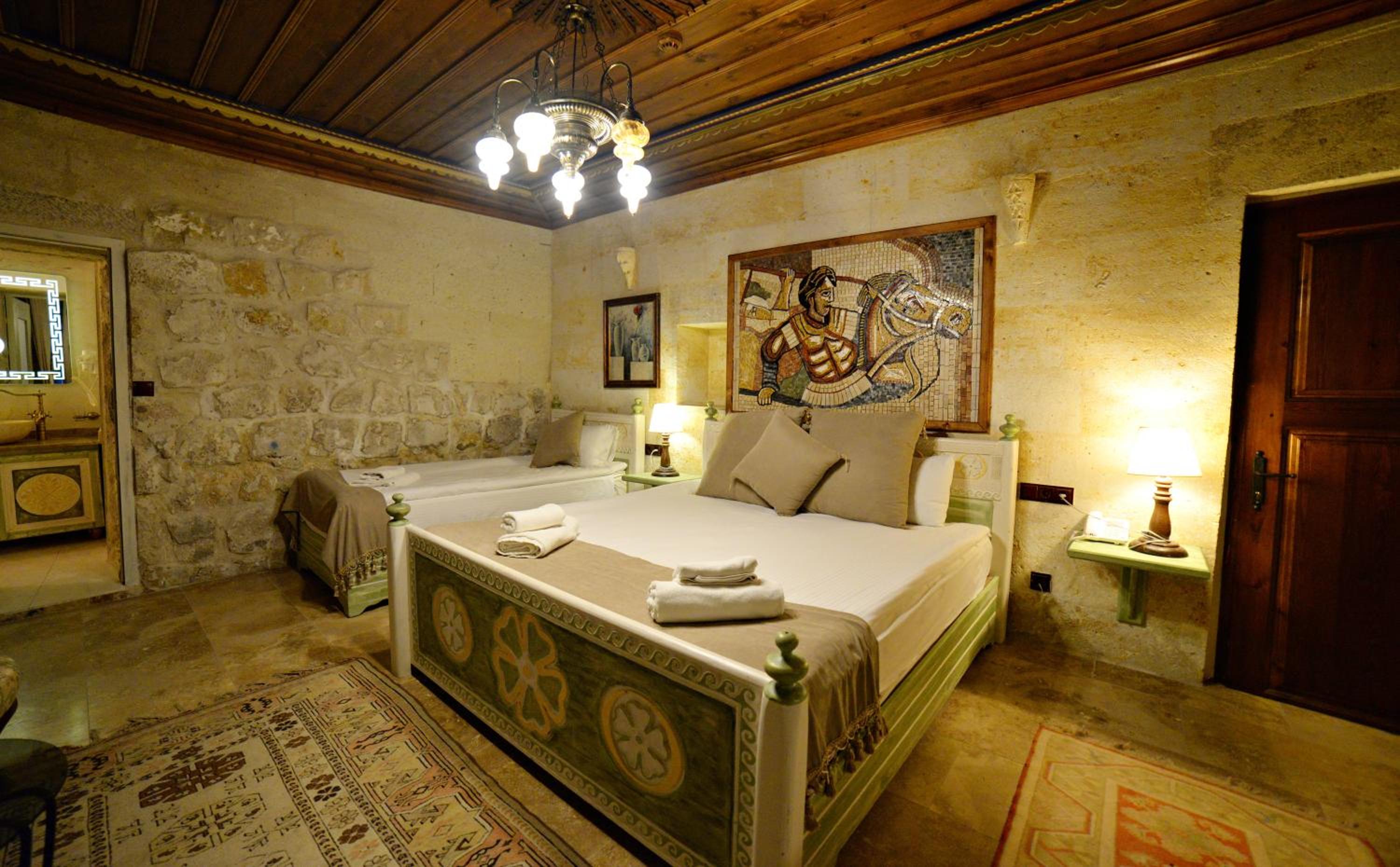 Caftan Cave Suites - Image 65