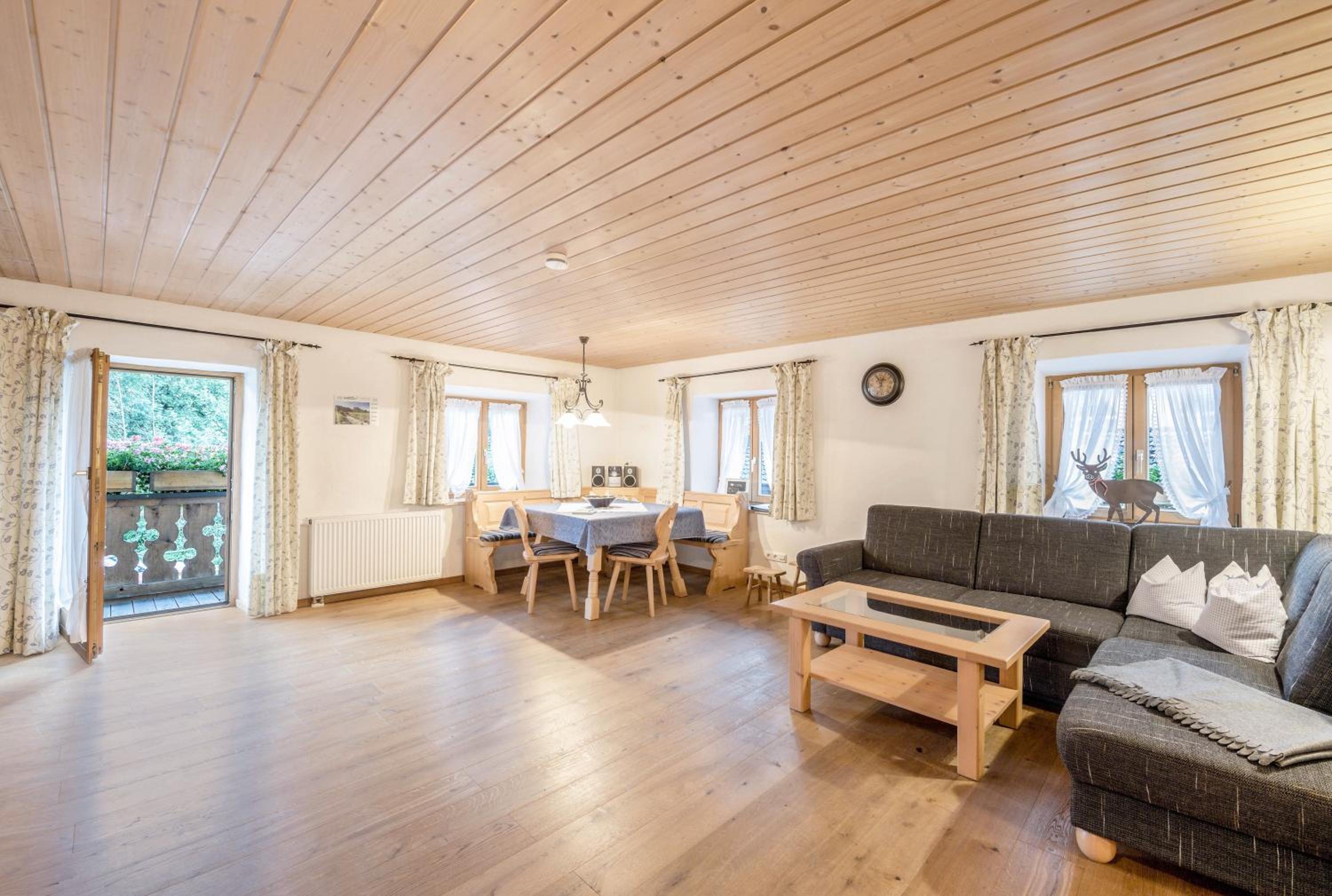 Ferienwohnung Waxenstein view 2