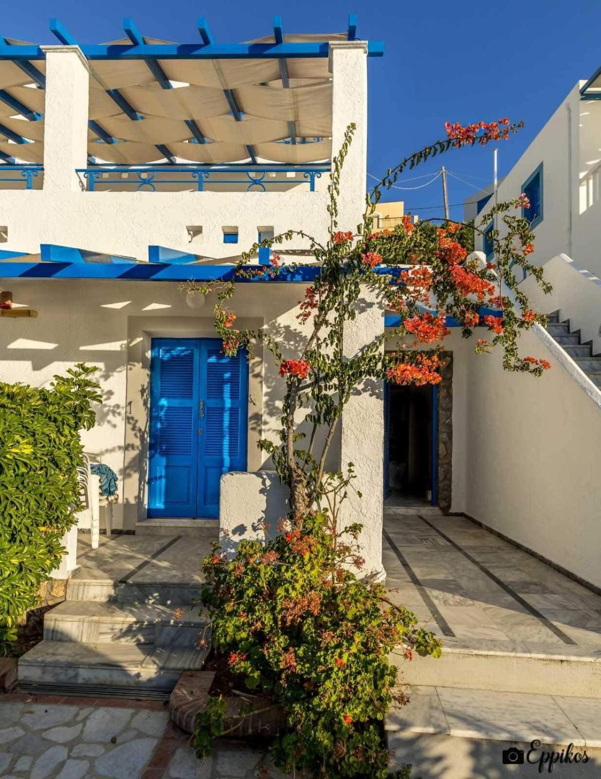 Lina studios