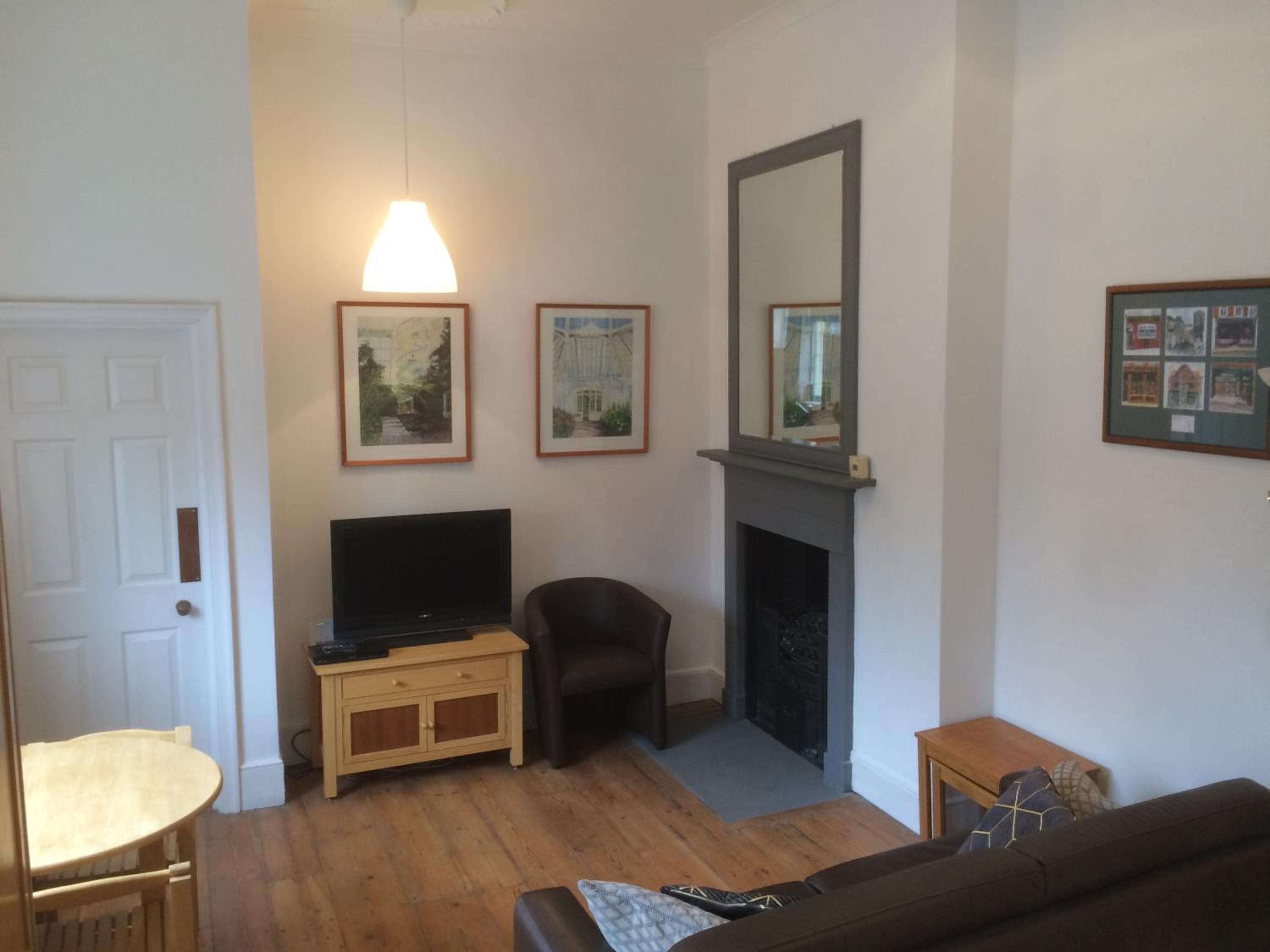 City Centre - The Old Committee Room-free parking view 2