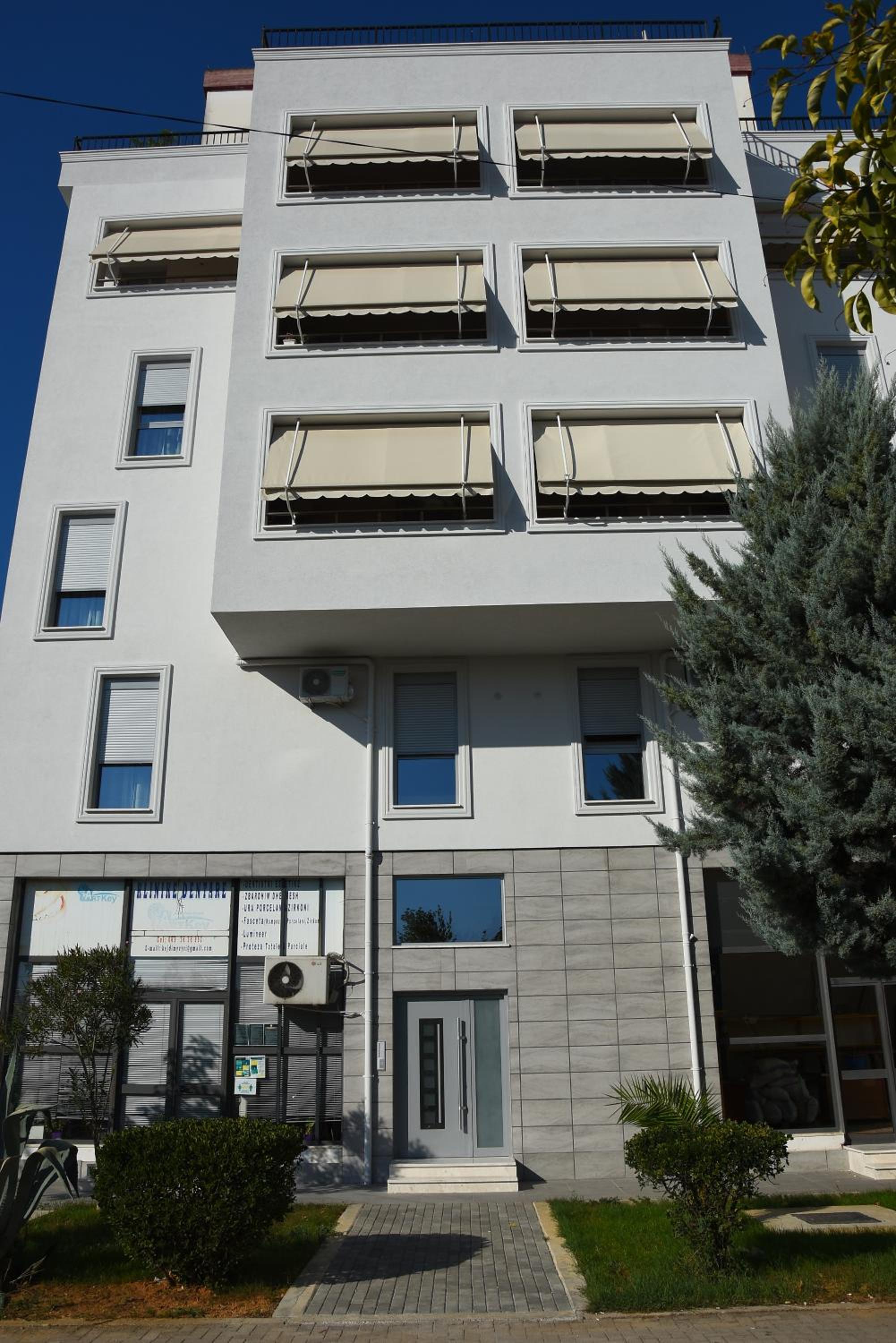 Click Apartments - Tirana