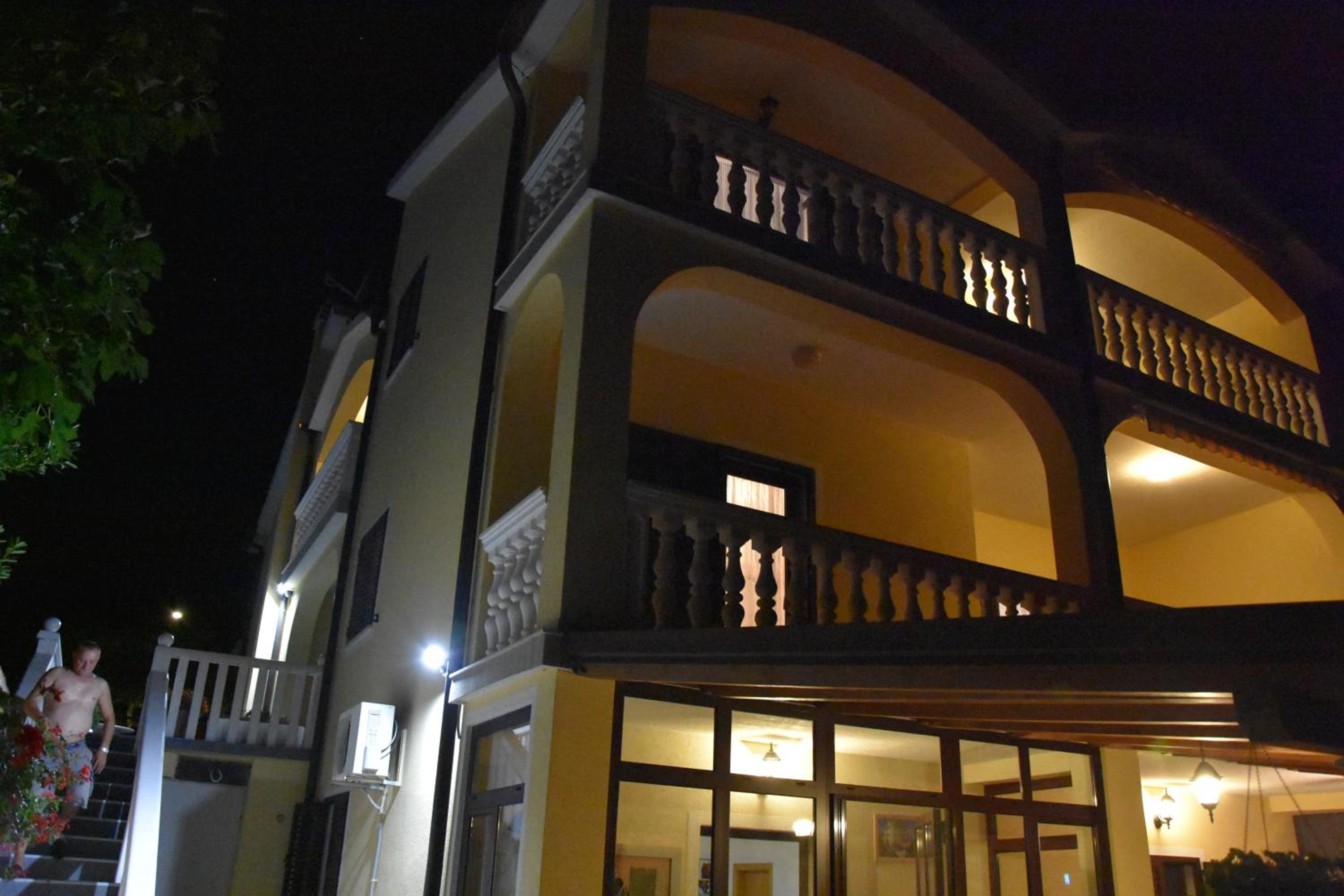 Apartments Villa Macola view 3